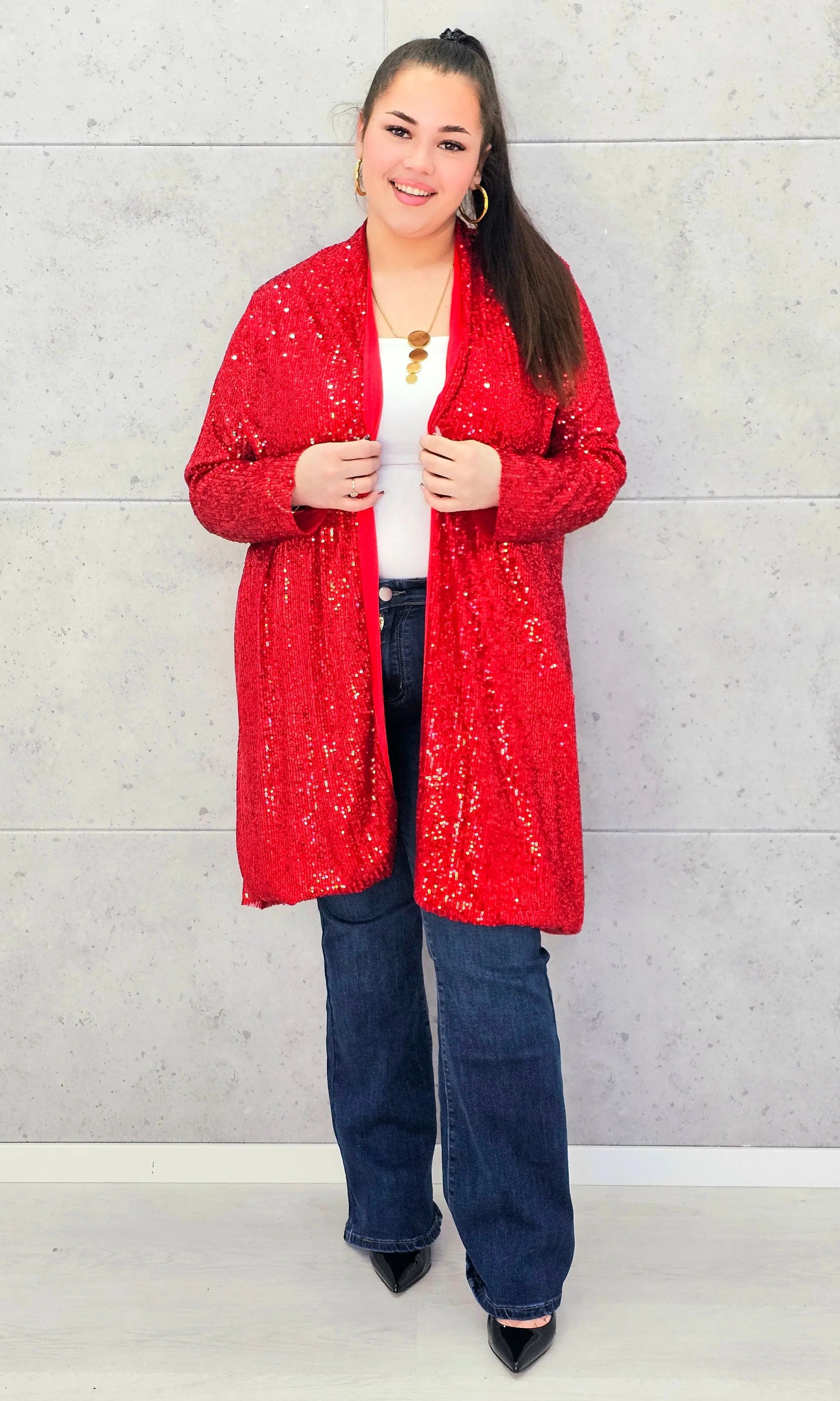 Kardigan plus size czerwony cekinowy – elegancki kardigan XXL z cekinami Stylowa XL