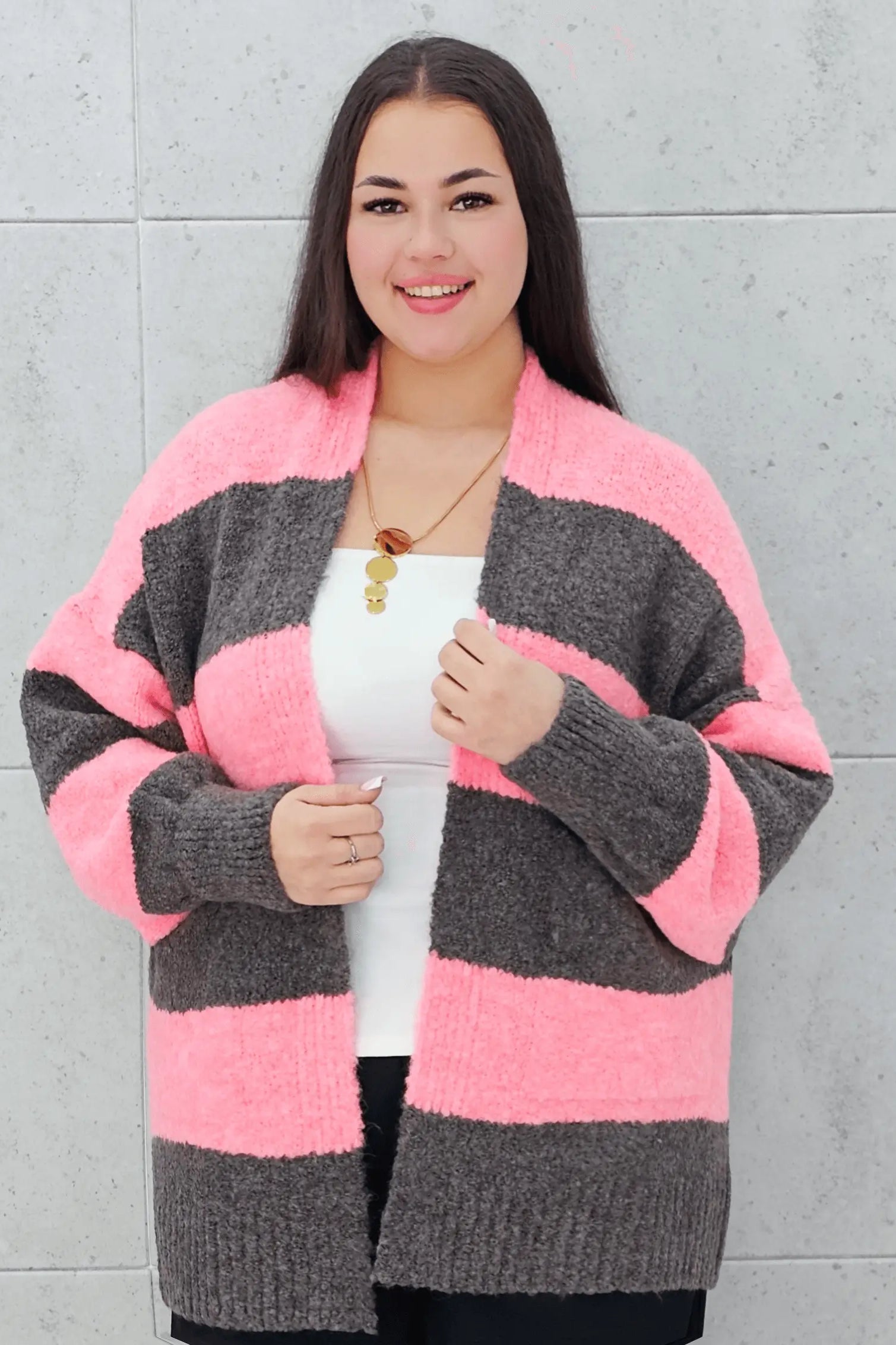 Kardigan w pasy plus size – modny, wygodny i stylowy wybór dla kobiet Stylowa XL
