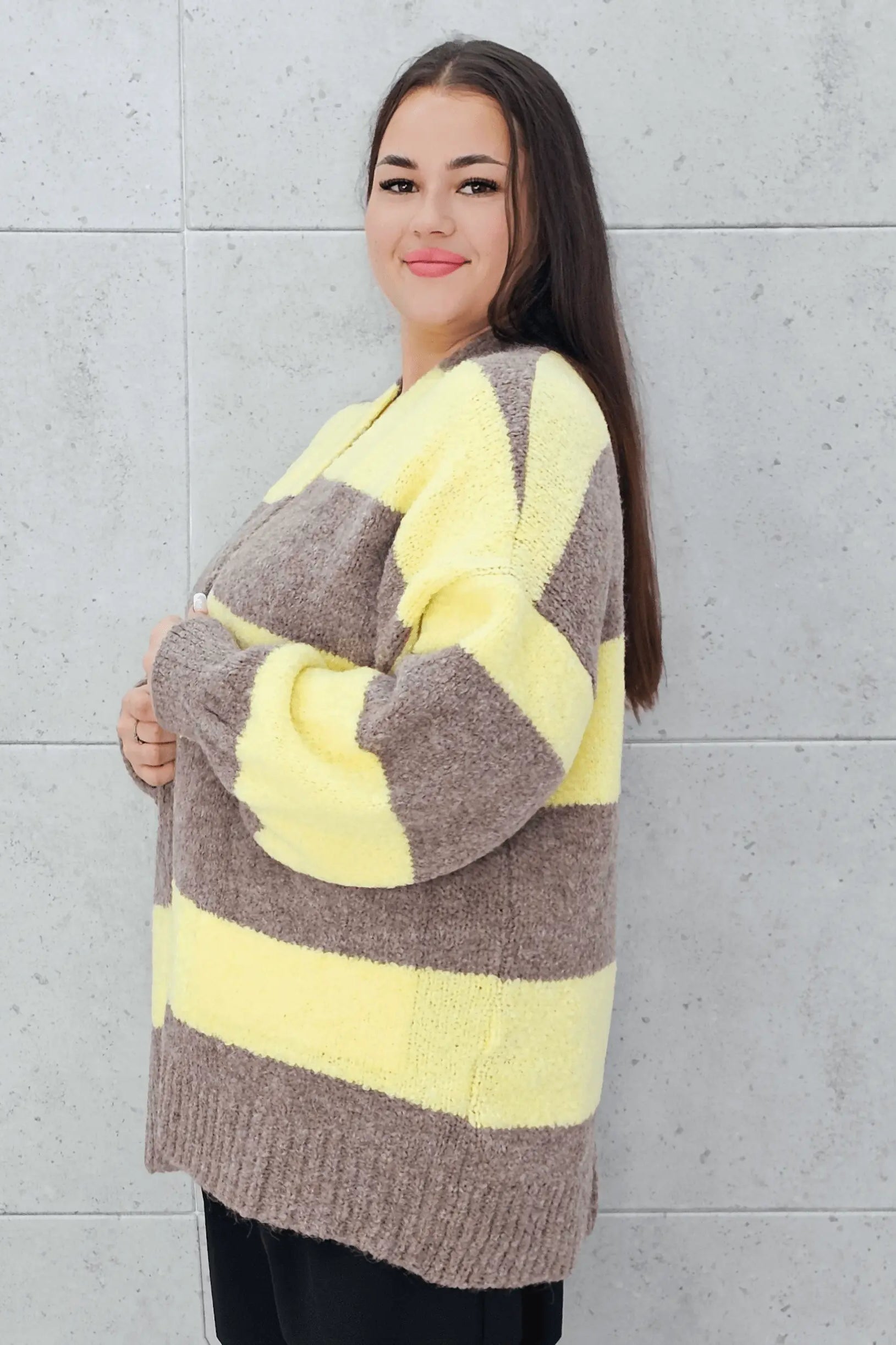 Kardigan w pasy plus size – modny, wygodny i stylowy wybór dla kobiet Stylowa XL