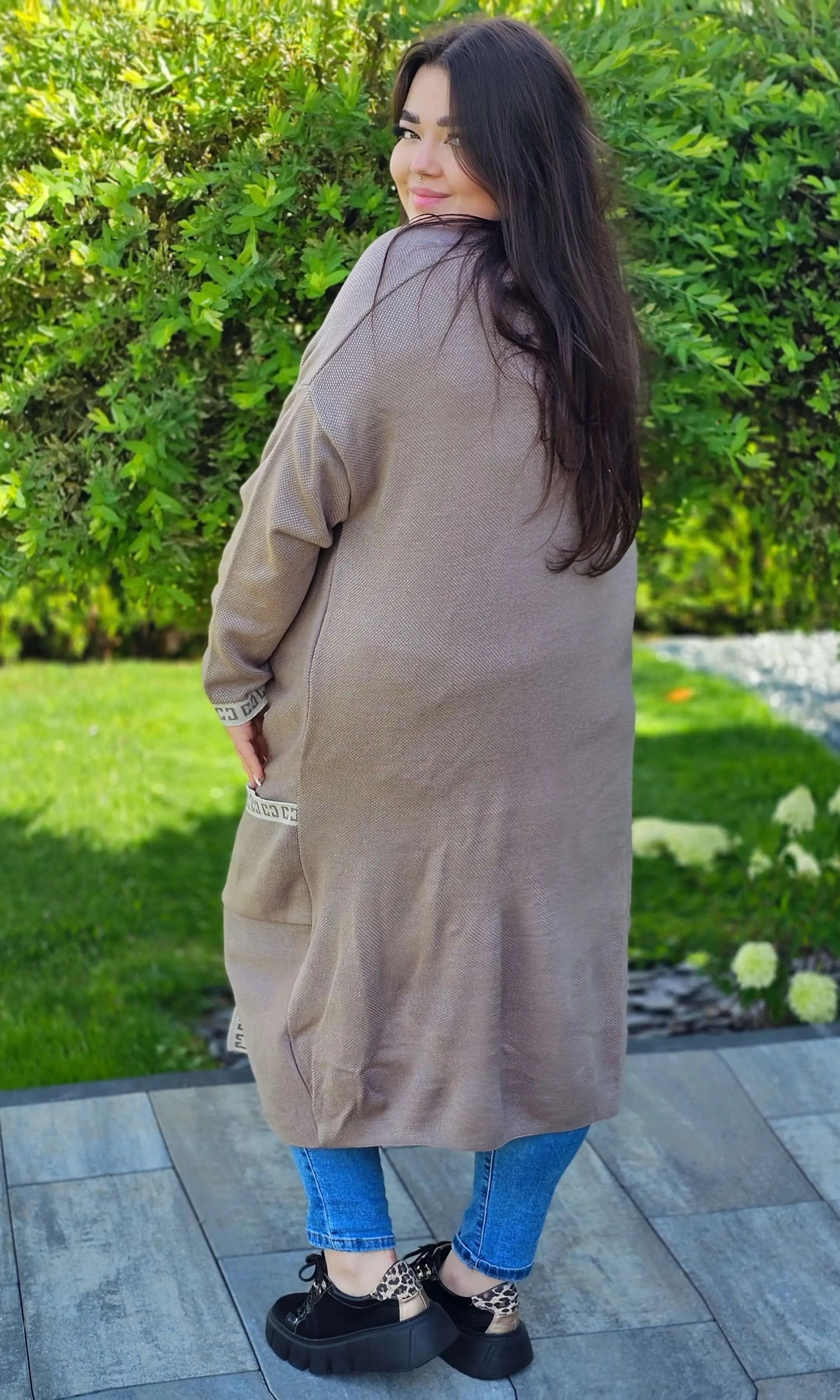 Kardigan z wstawką wzoru ,paseczek do przewiązania - jasny beż Stylowa XL