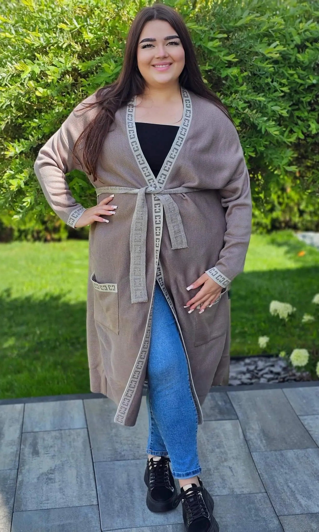 Kardigan z wstawką wzoru ,paseczek do przewiązania - jasny beż Stylowa XL