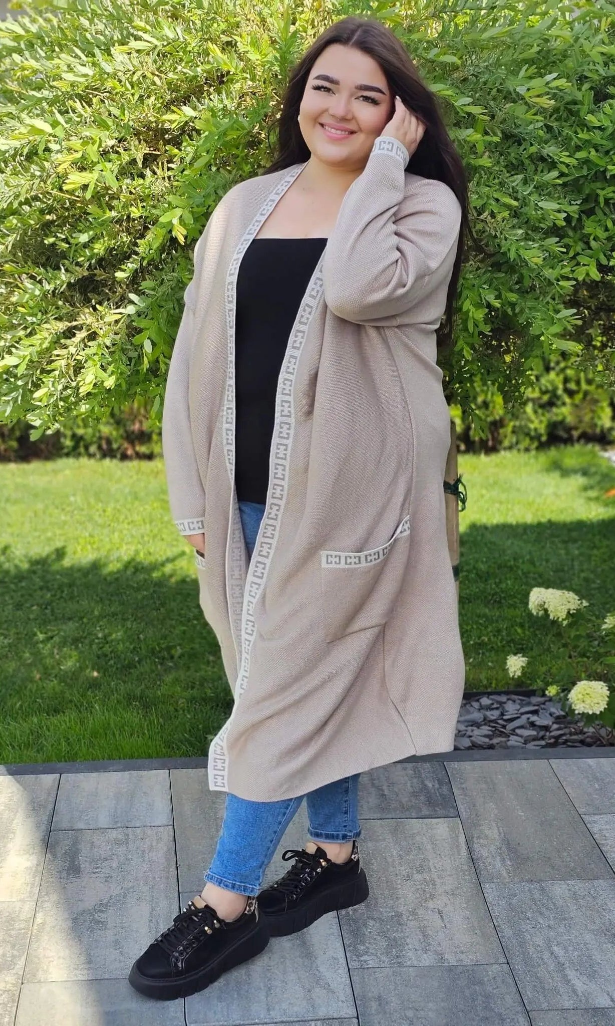 Kardigan z wstawką wzoru ,paseczek do przewiązania - jasny beż Stylowa XL