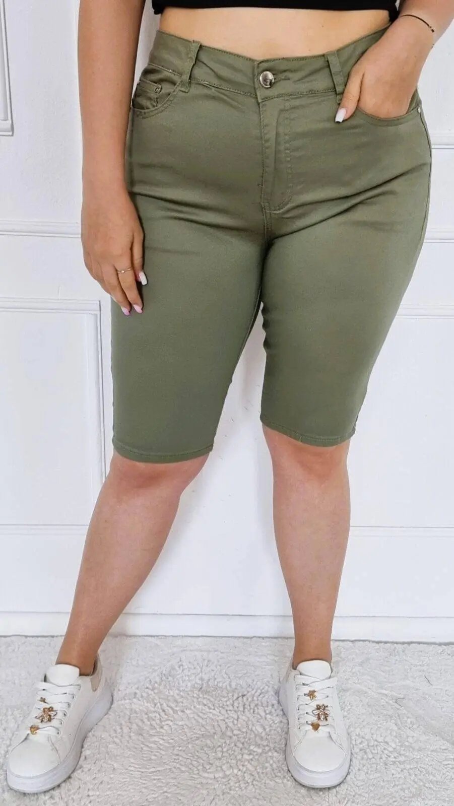 Khaki spodenki w rozmiarach 42 Stylowa XL
