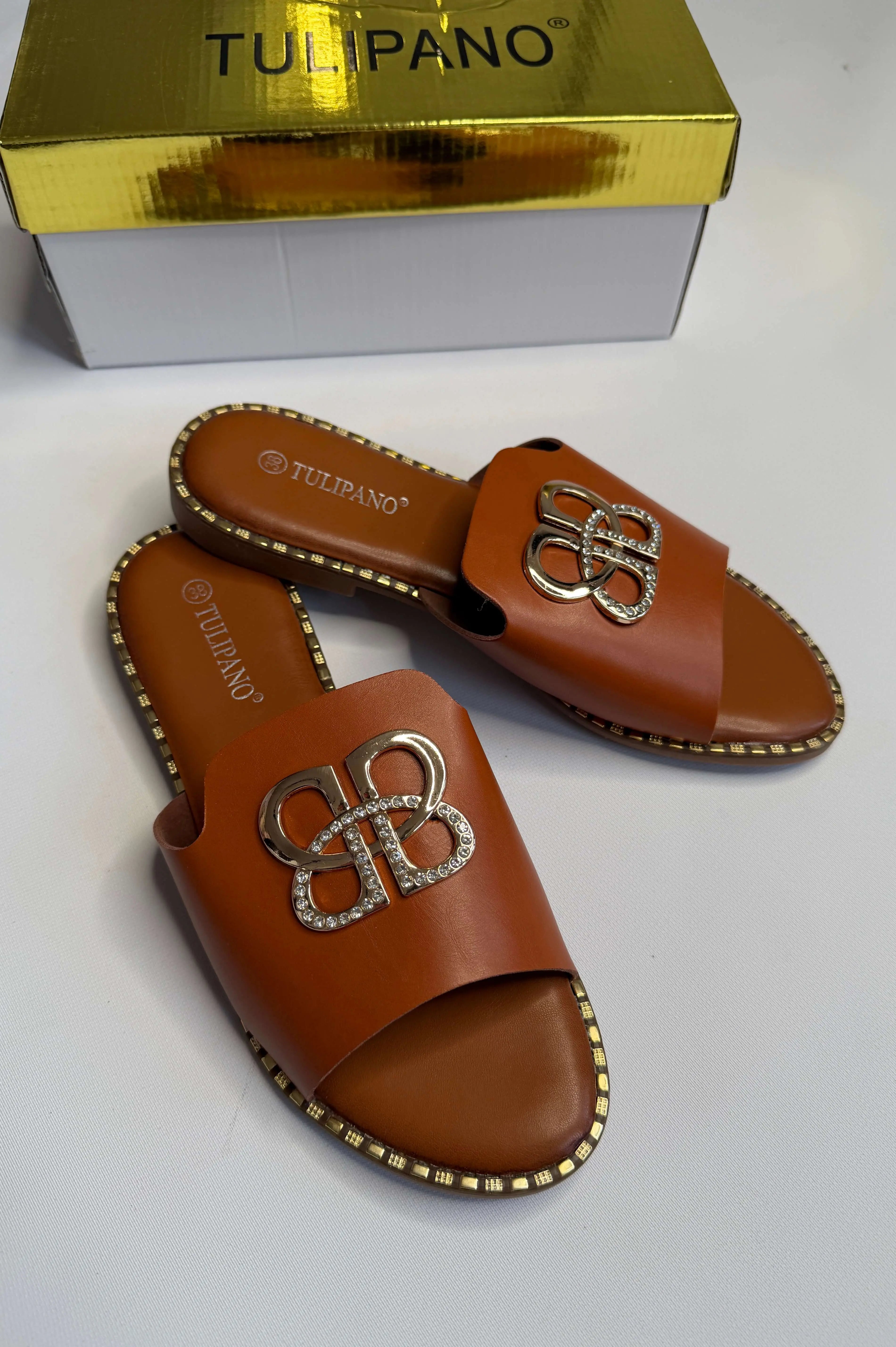 Klapki damskie Tulipano – eleganckie klapki z ozdobą Stylowa XL