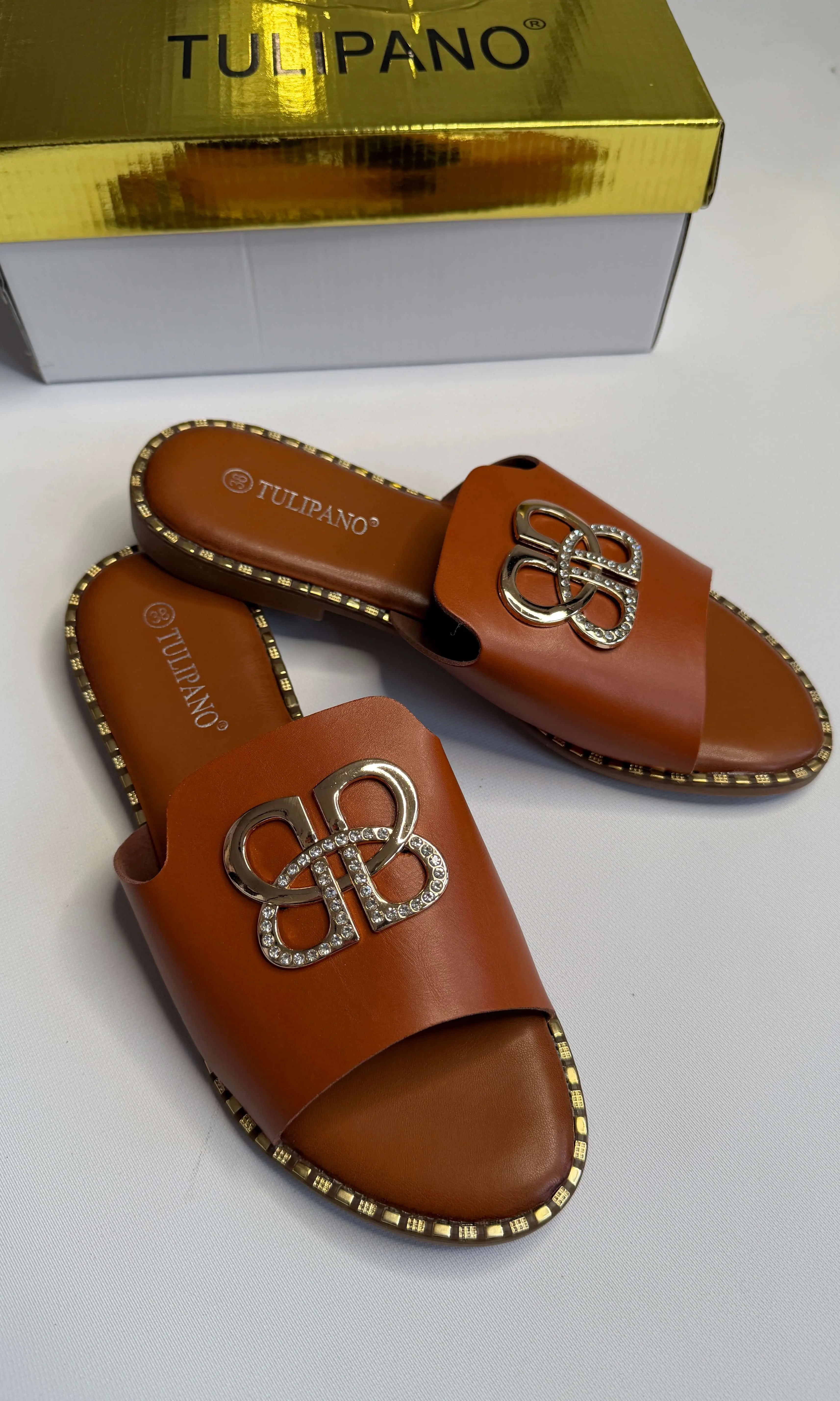Klapki damskie Tulipano – eleganckie klapki z ozdobą Stylowa XL