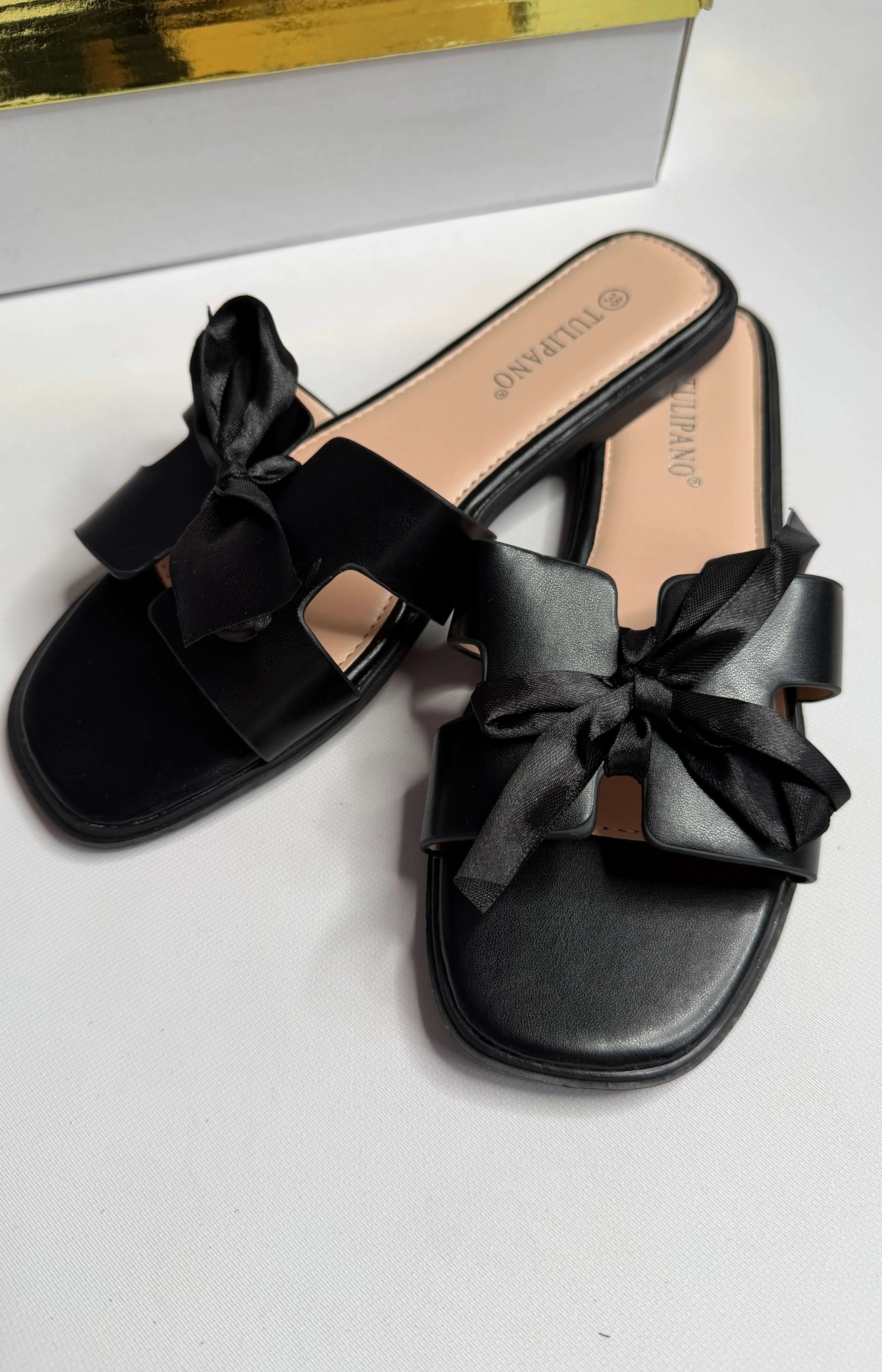Klapki damskie Tulipano z kokardą – eleganckie na wiosne i lato Stylowa XL