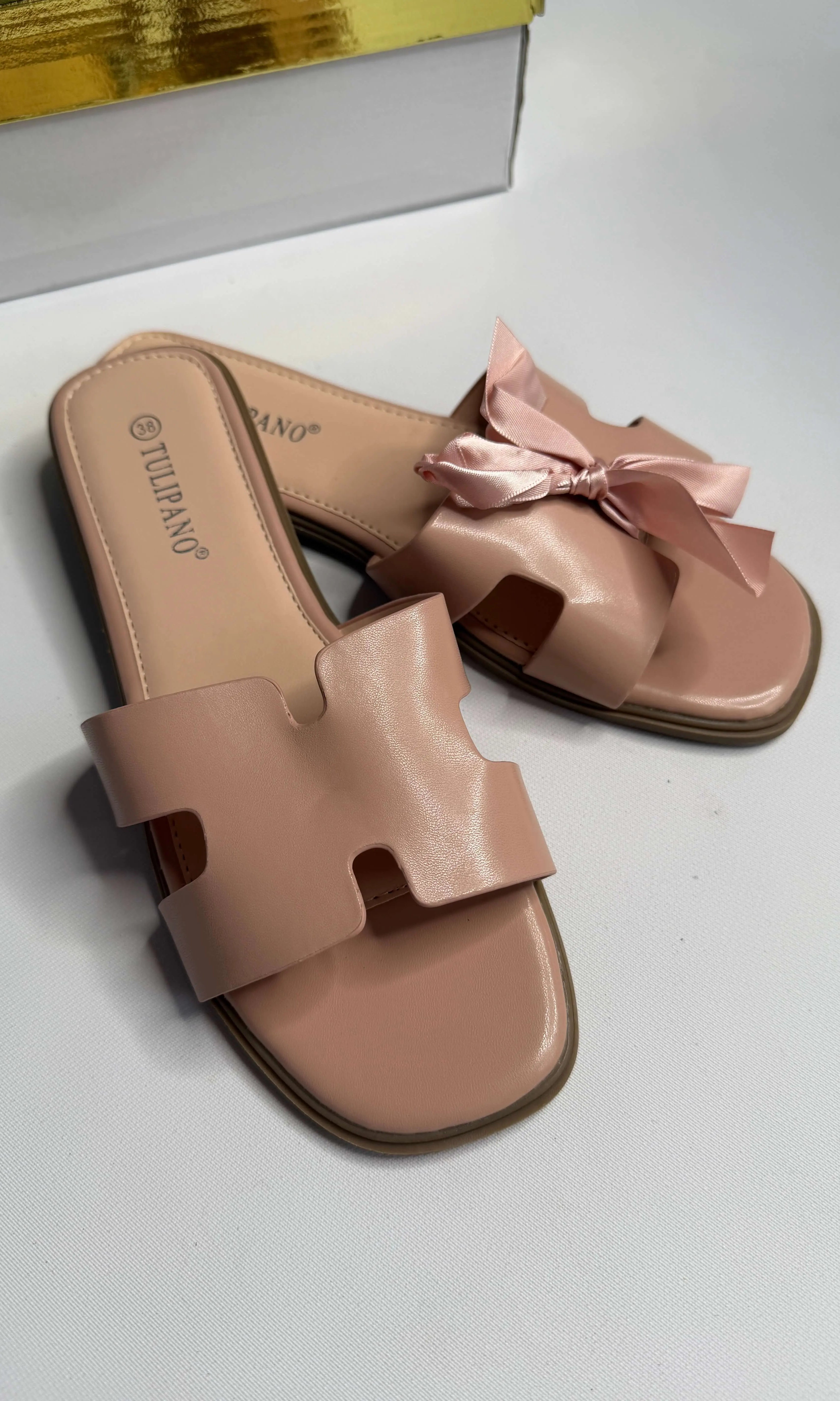 Klapki damskie Tulipano z kokardą – eleganckie na wiosne i lato Stylowa XL