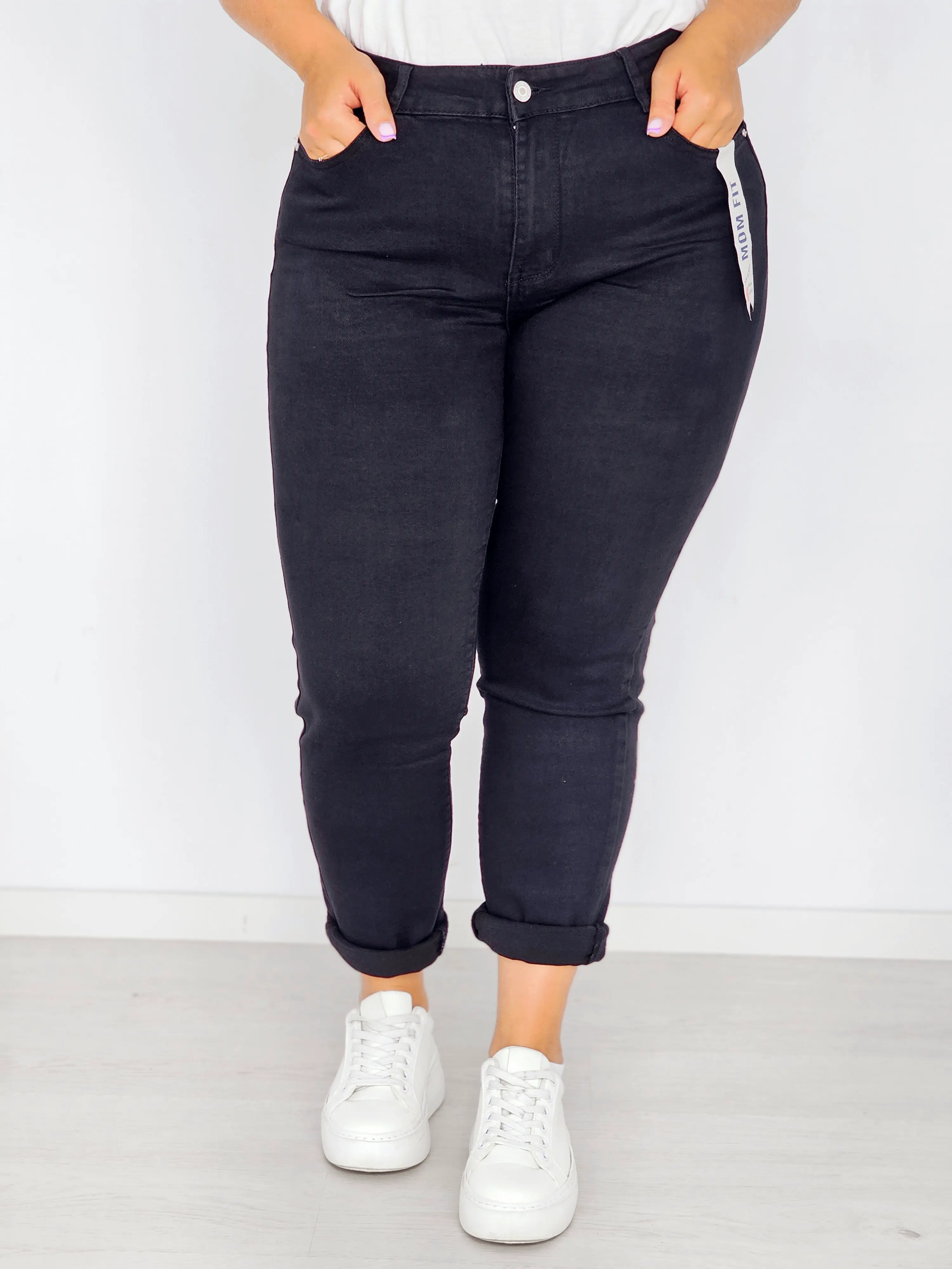 Klasyczne czarne jeansy Stylowa XL