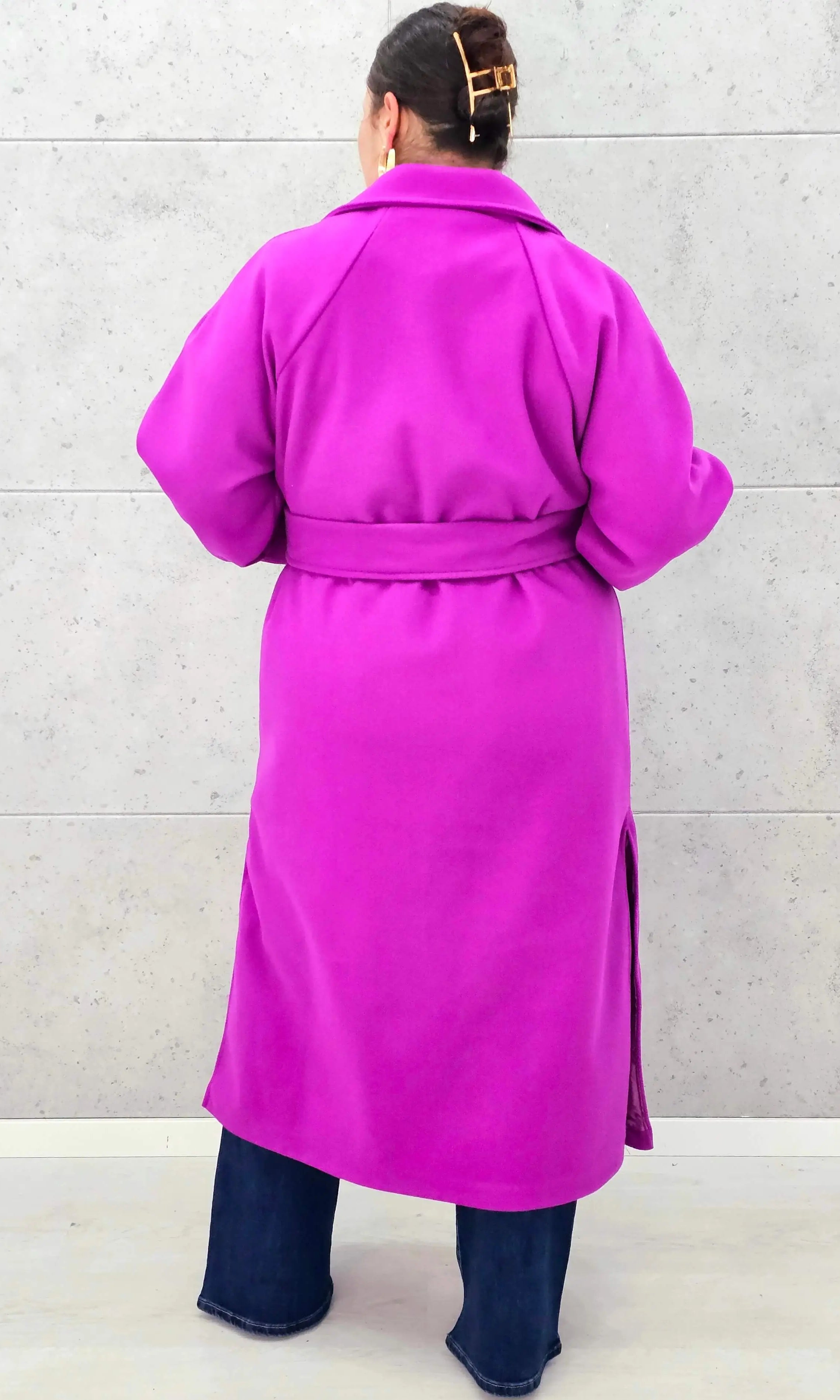 Klasyczny płaszcz damski – elegancja i styl w najlepszym wydaniu Plus Size Stylowa XL