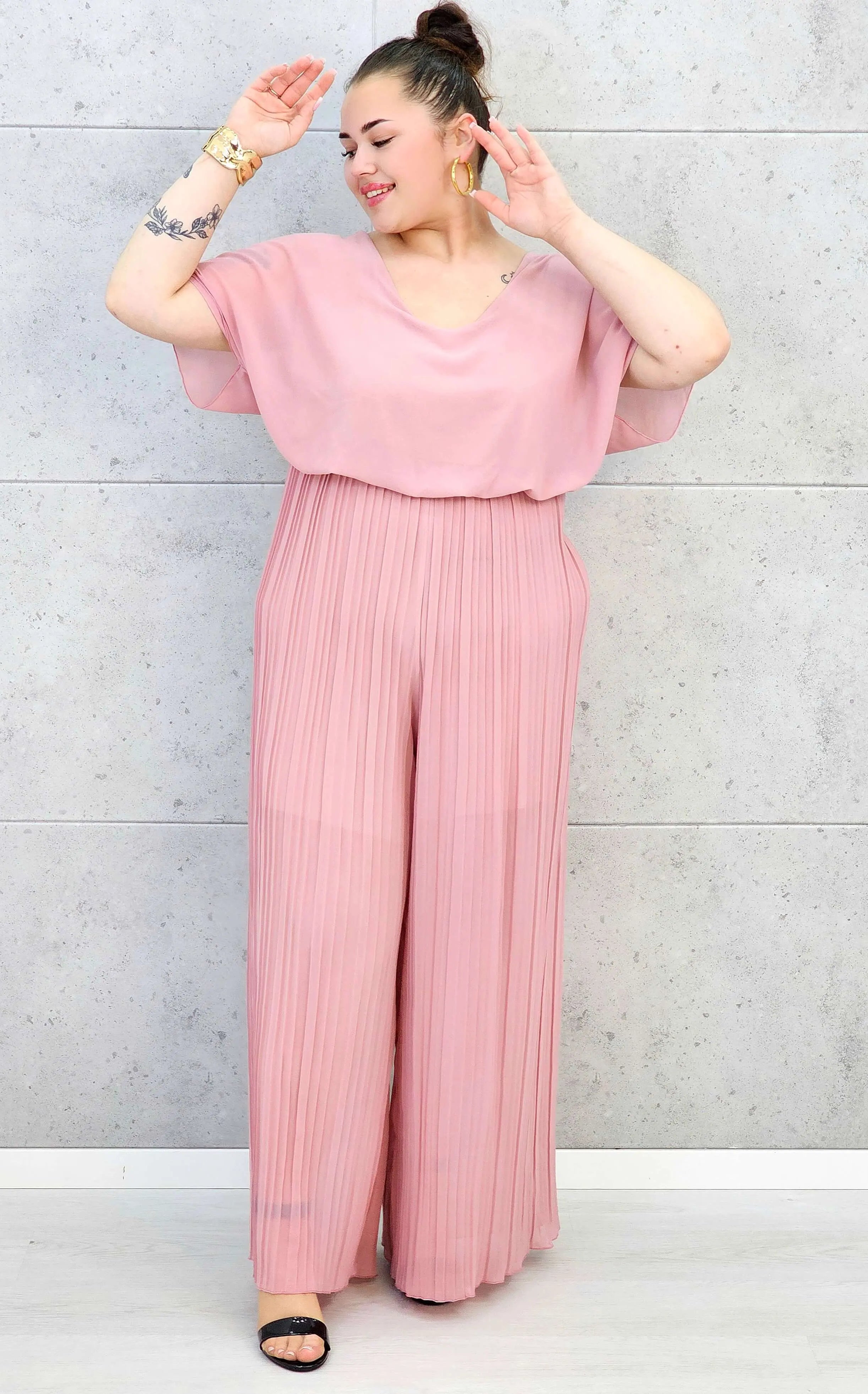 Kombinezon plus size – stylowa i wygodna propozycja dla sylwetki XXL Stylowa XL