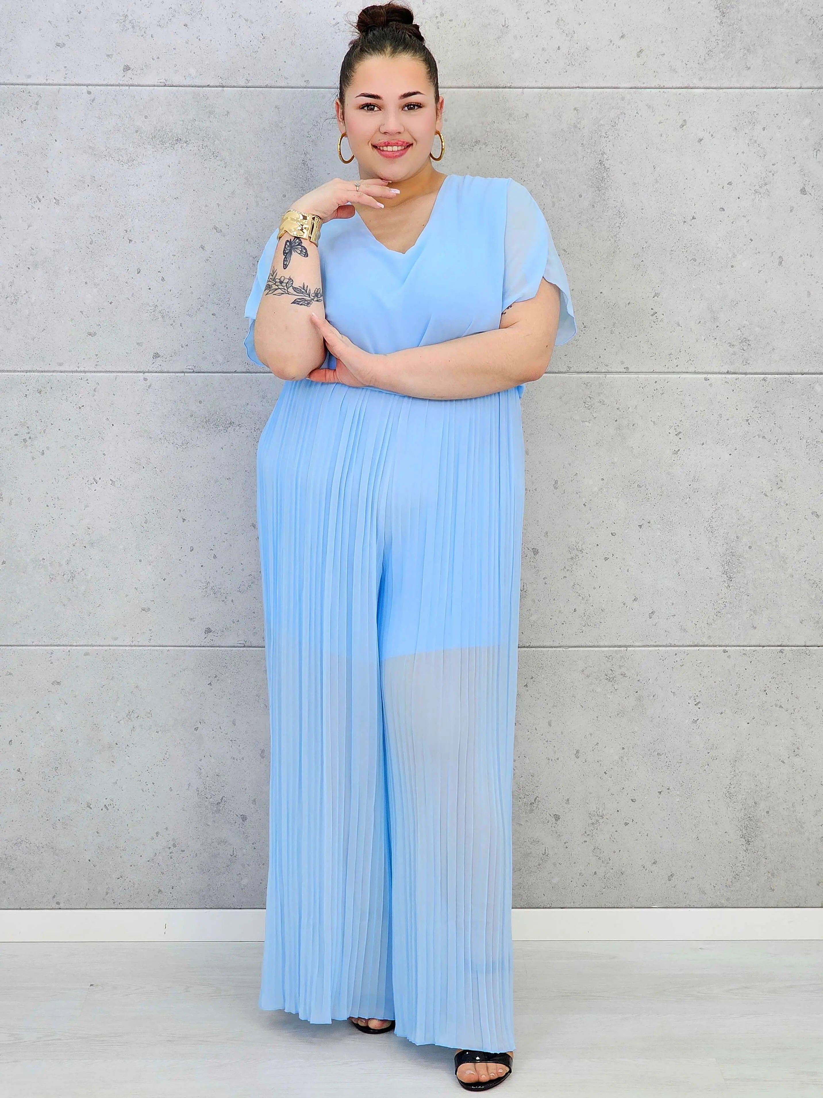 Kombinezon plus size – stylowa i wygodna propozycja dla sylwetki XXL Stylowa XL