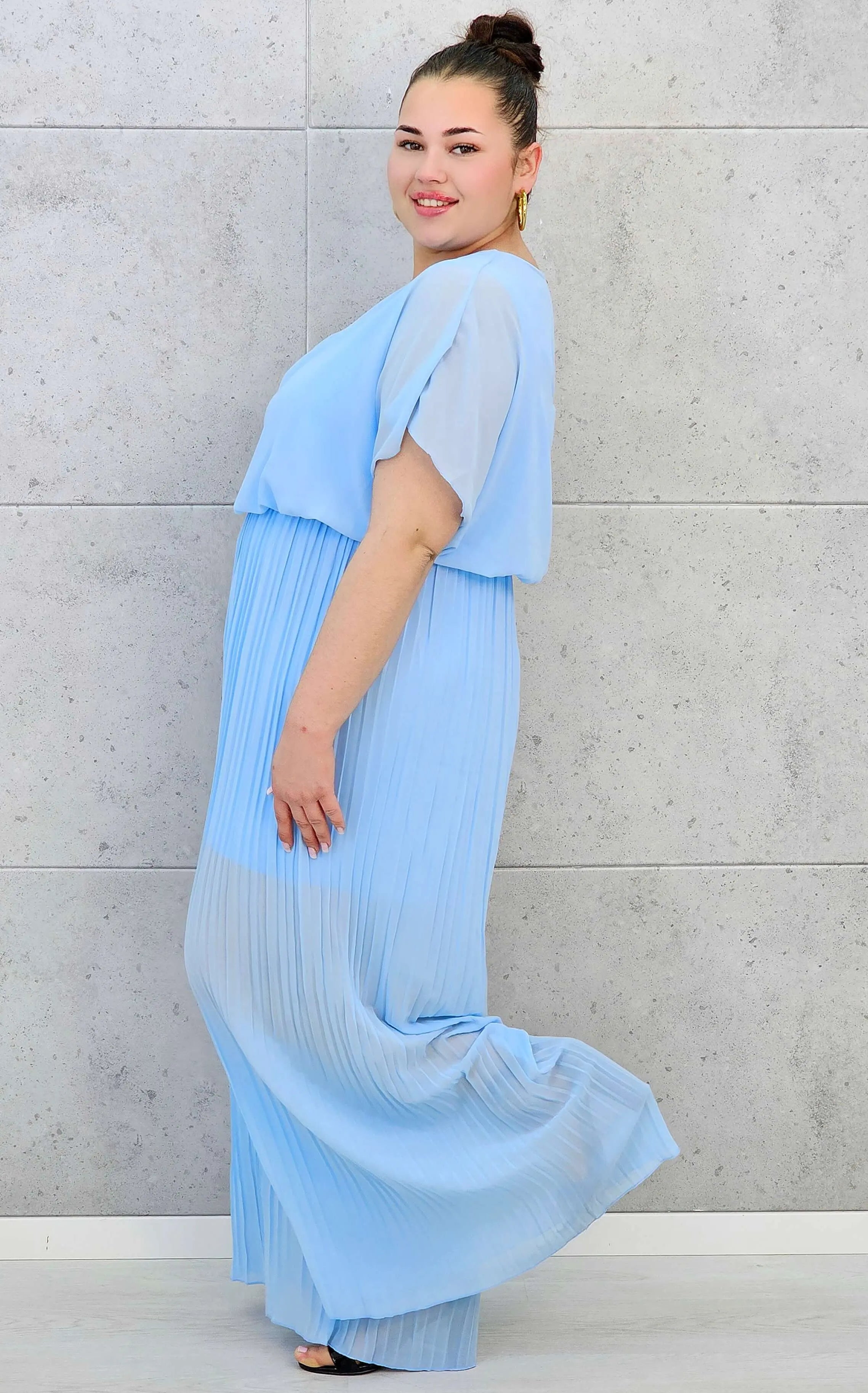 Kombinezon plus size – stylowa i wygodna propozycja dla sylwetki XXL Stylowa XL