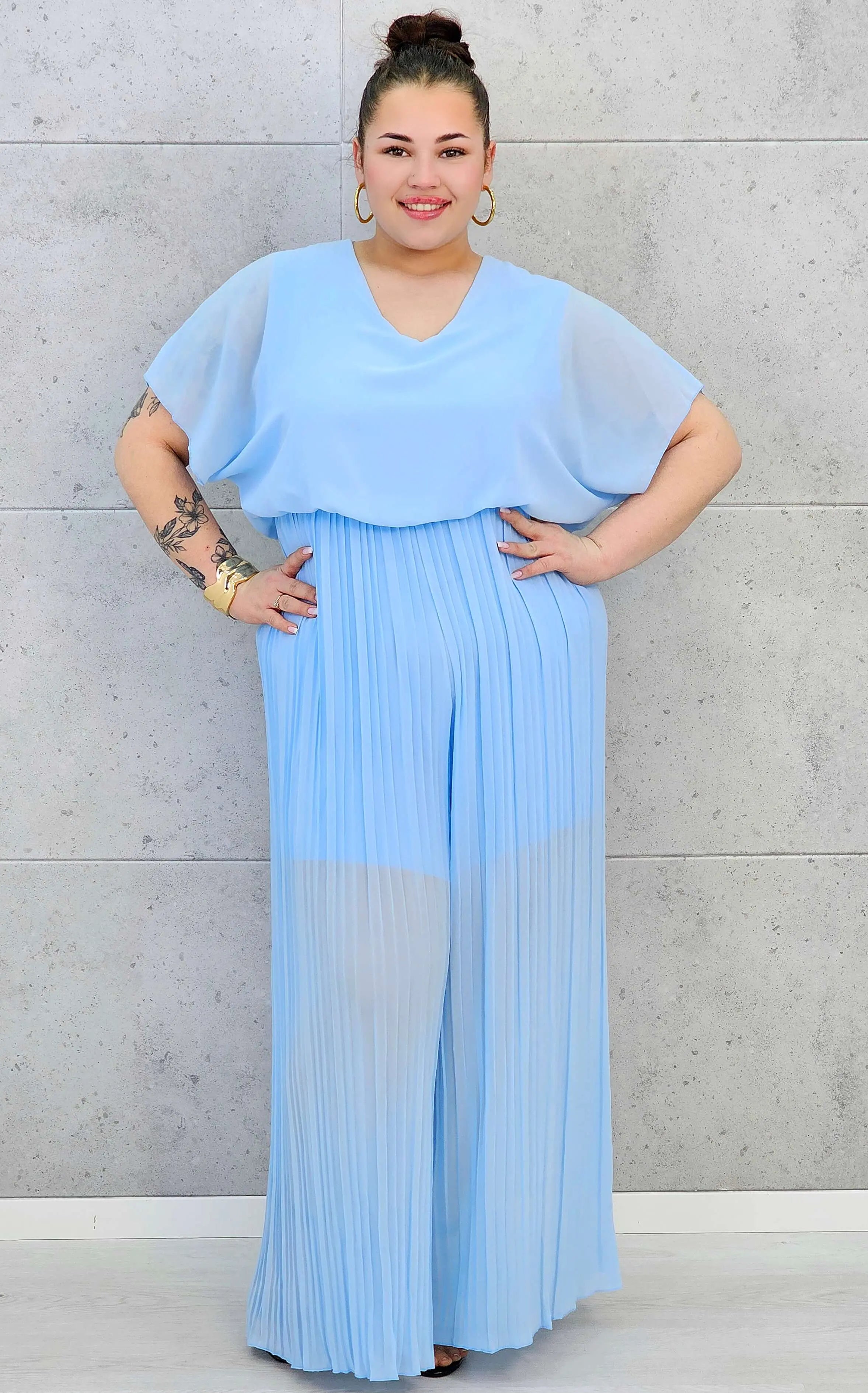 Kombinezon plus size – stylowa i wygodna propozycja dla sylwetki XXL Stylowa XL