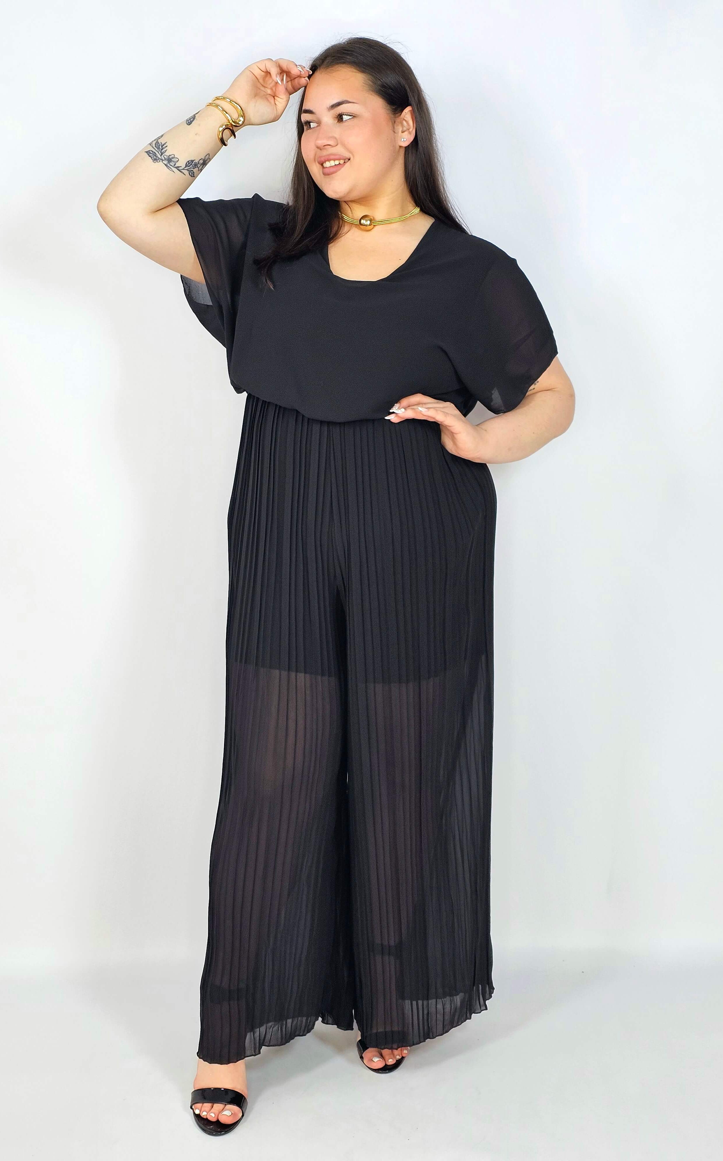 Kombinezon plus size – stylowa i wygodna propozycja dla sylwetki XXL Stylowa XL