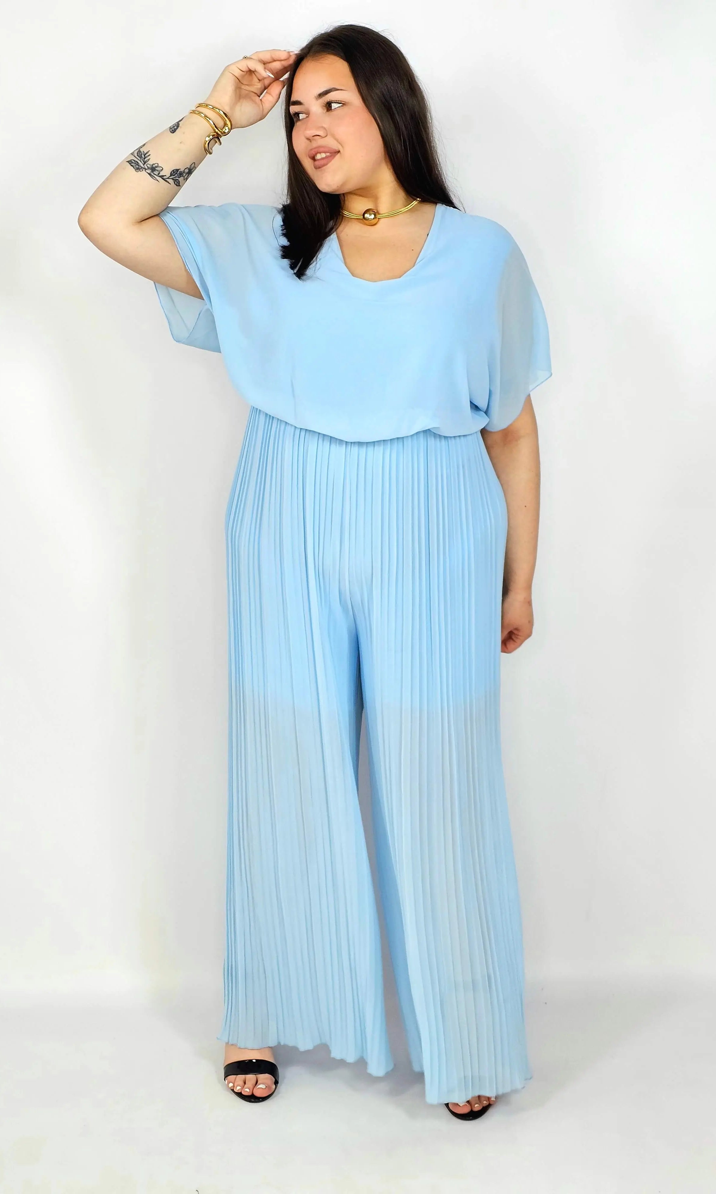 Kombinezon plus size – stylowa i wygodna propozycja dla sylwetki XXL Stylowa XL