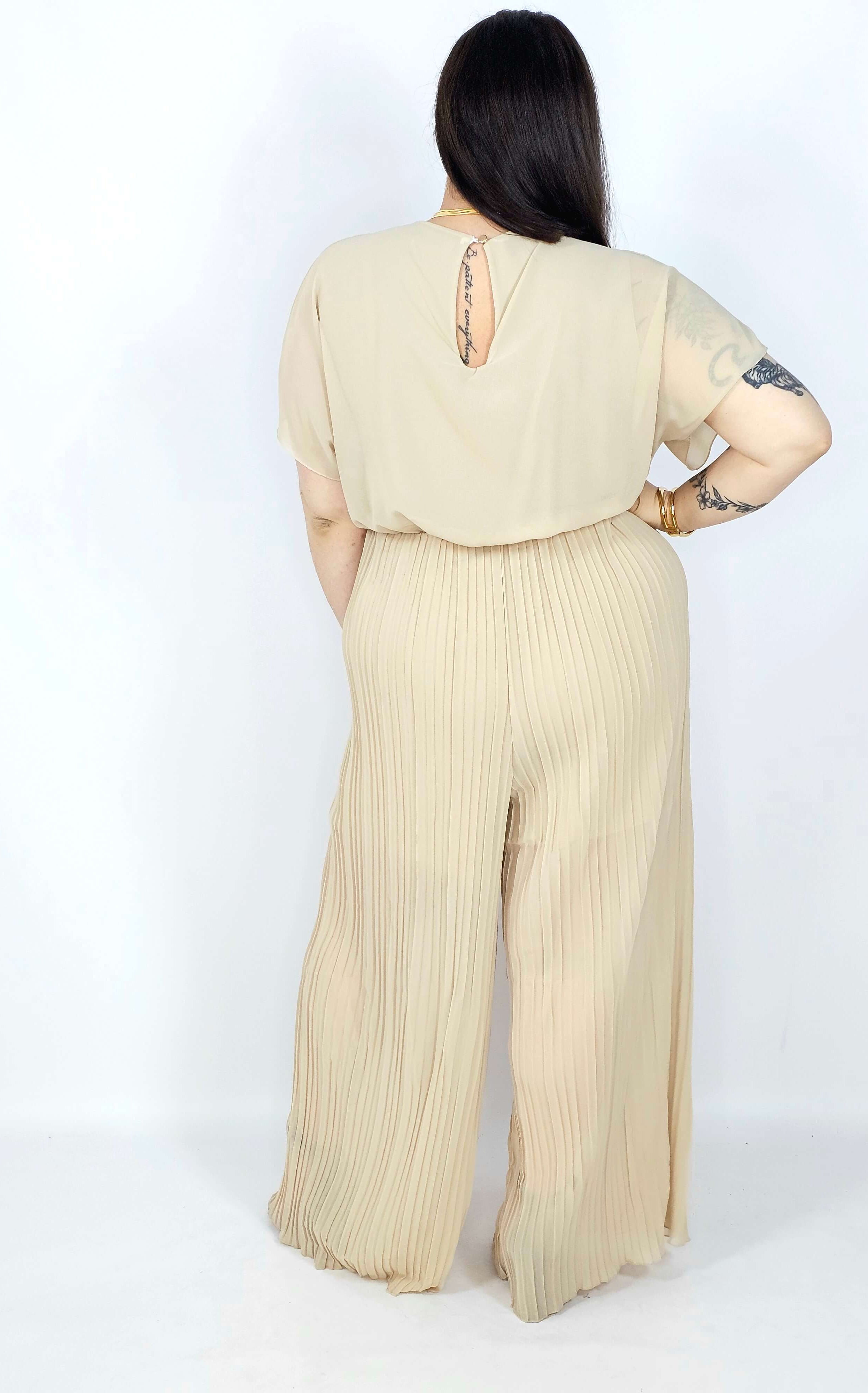 Kombinezon plus size – stylowa i wygodna propozycja dla sylwetki XXL Stylowa XL