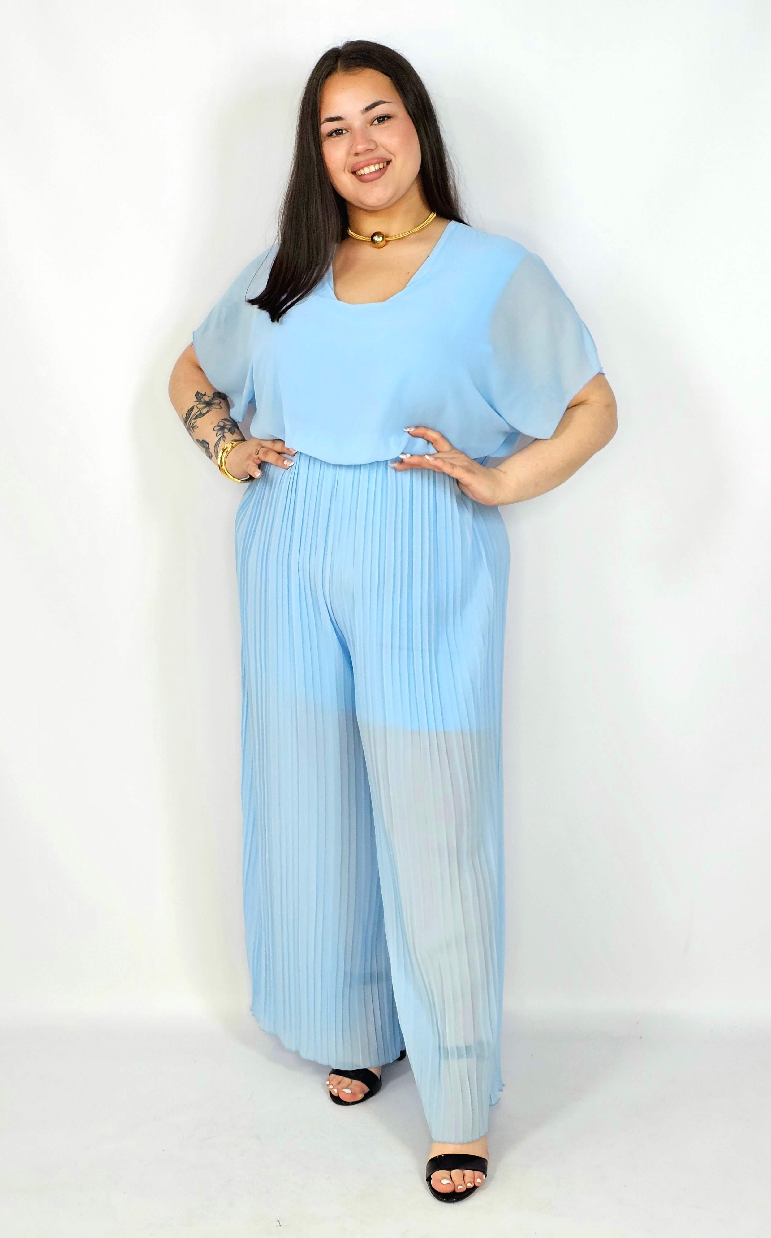 Kombinezon plus size – stylowa i wygodna propozycja dla sylwetki XXL Stylowa XL
