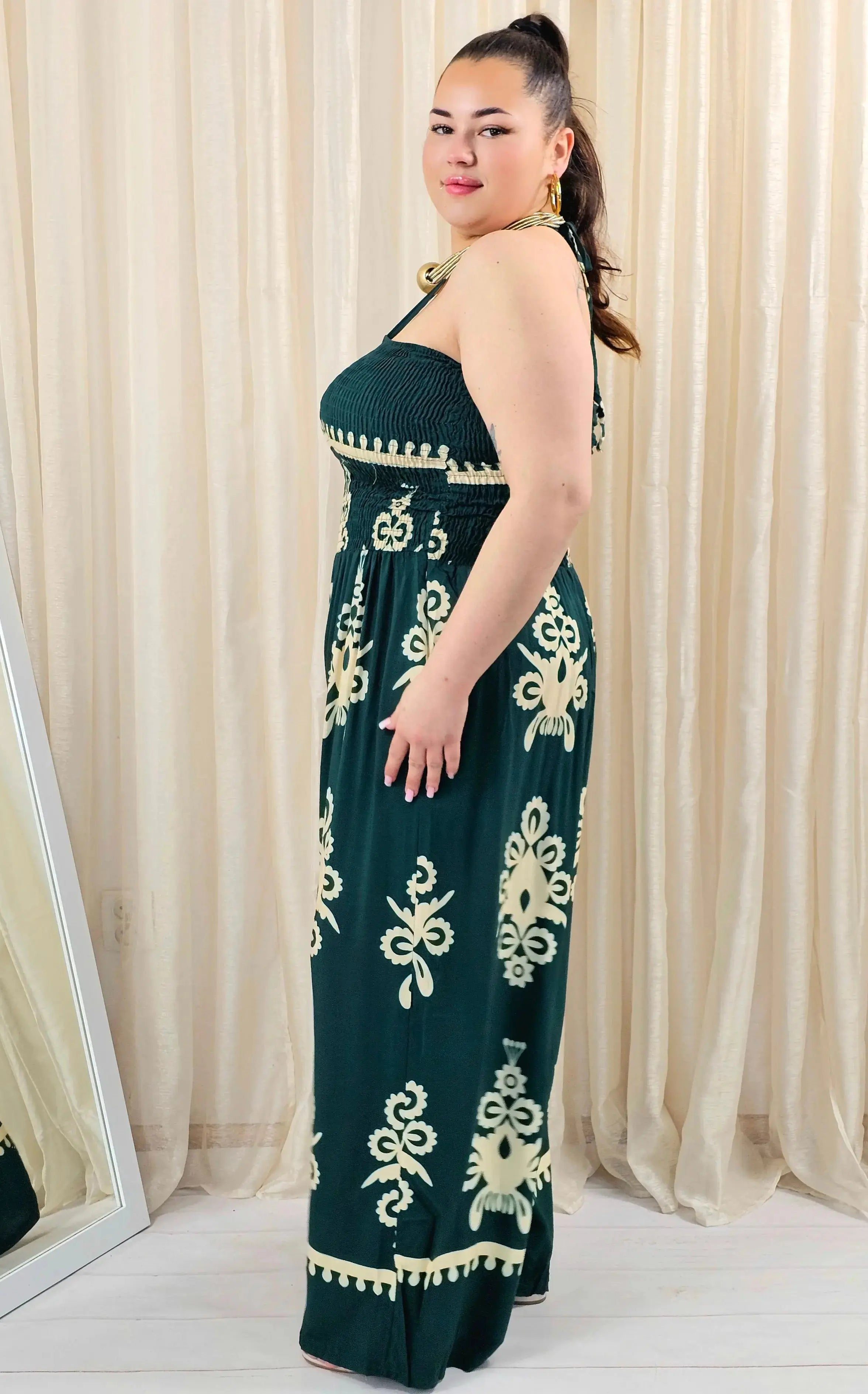 Kombinezon plus size bez ramiączek w eleganckim zielonym kolorze Stylowa XL