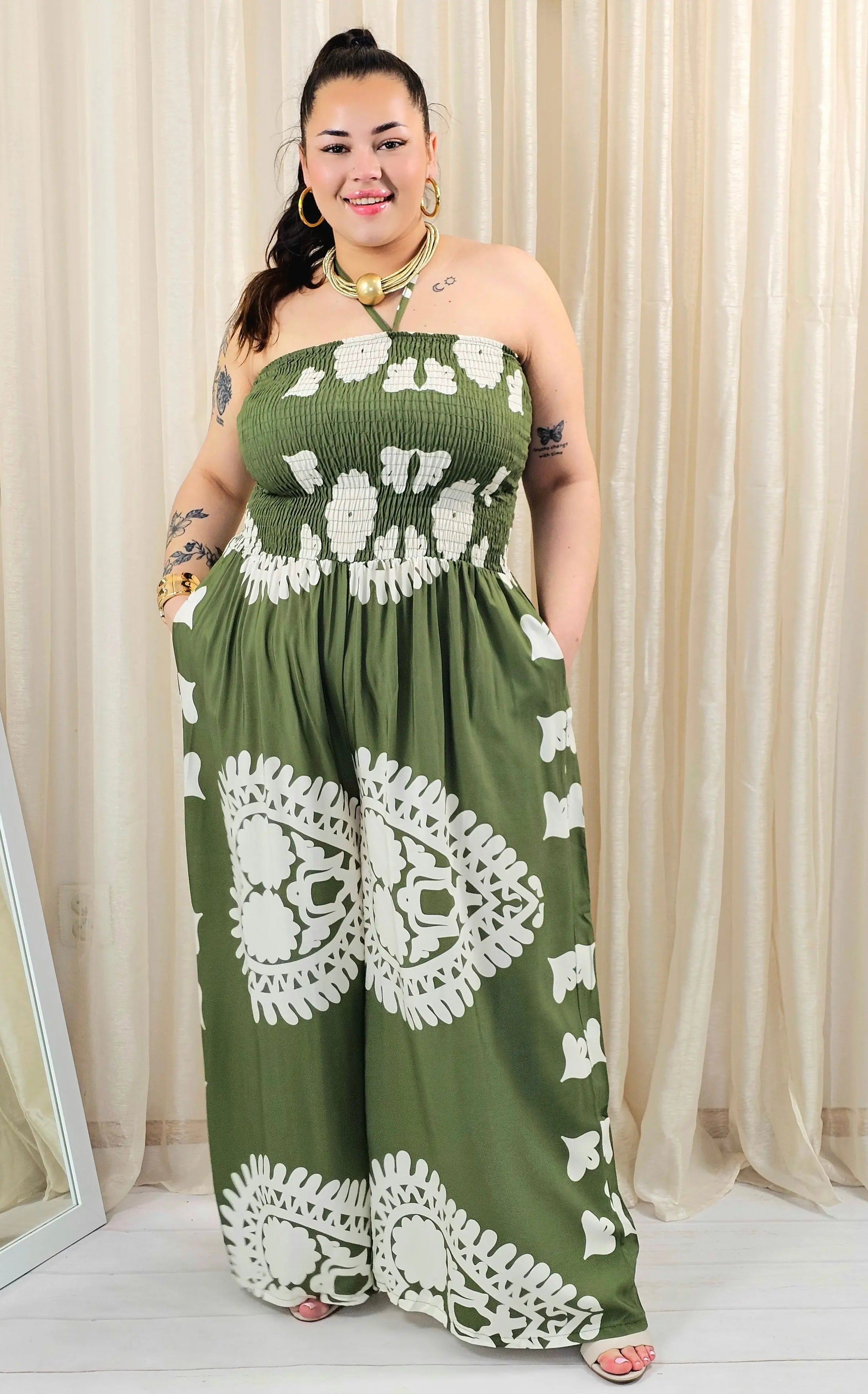 Kombinezon plus size bez ramiączek z efektownym wzorem Stylowa XL