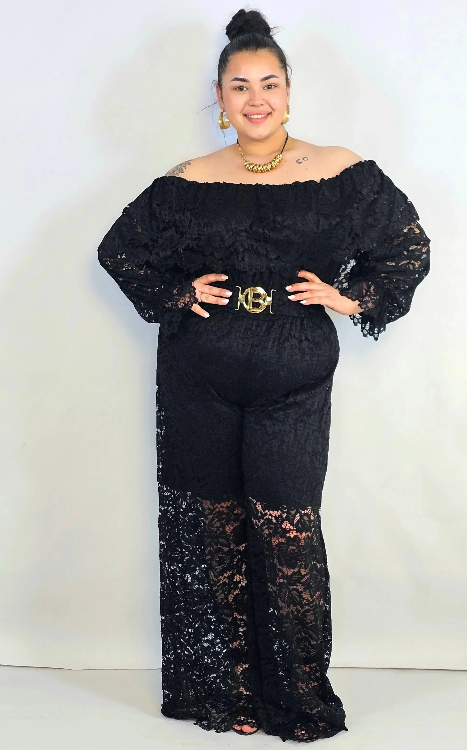 Kombinezon plus size koronkowy z hiszpańskim dekoltem – elegancja XXL Stylowa XL