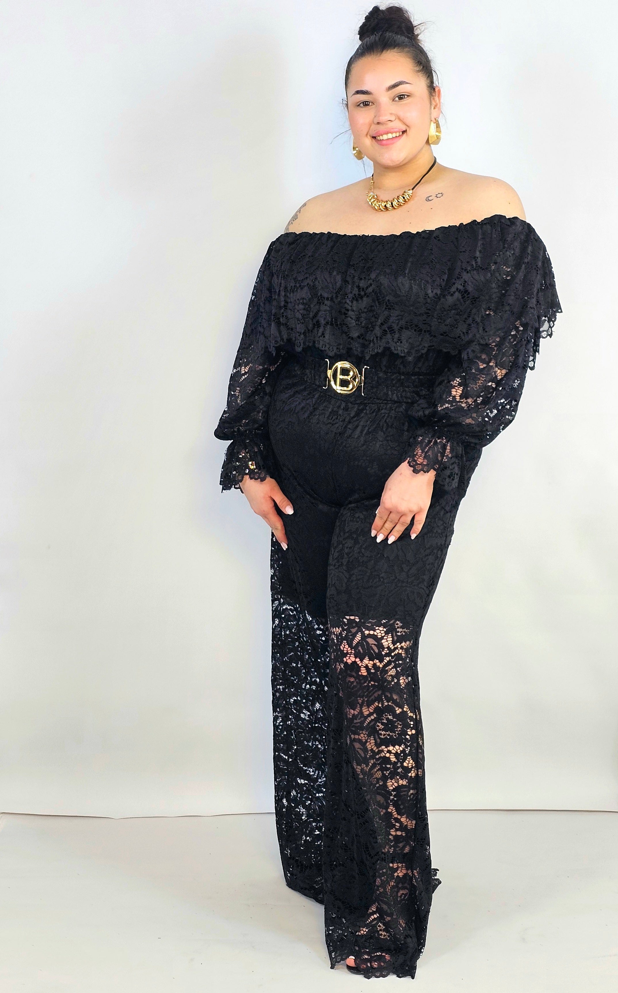 Kombinezon plus size koronkowy z hiszpańskim dekoltem – elegancja XXL Stylowa XL