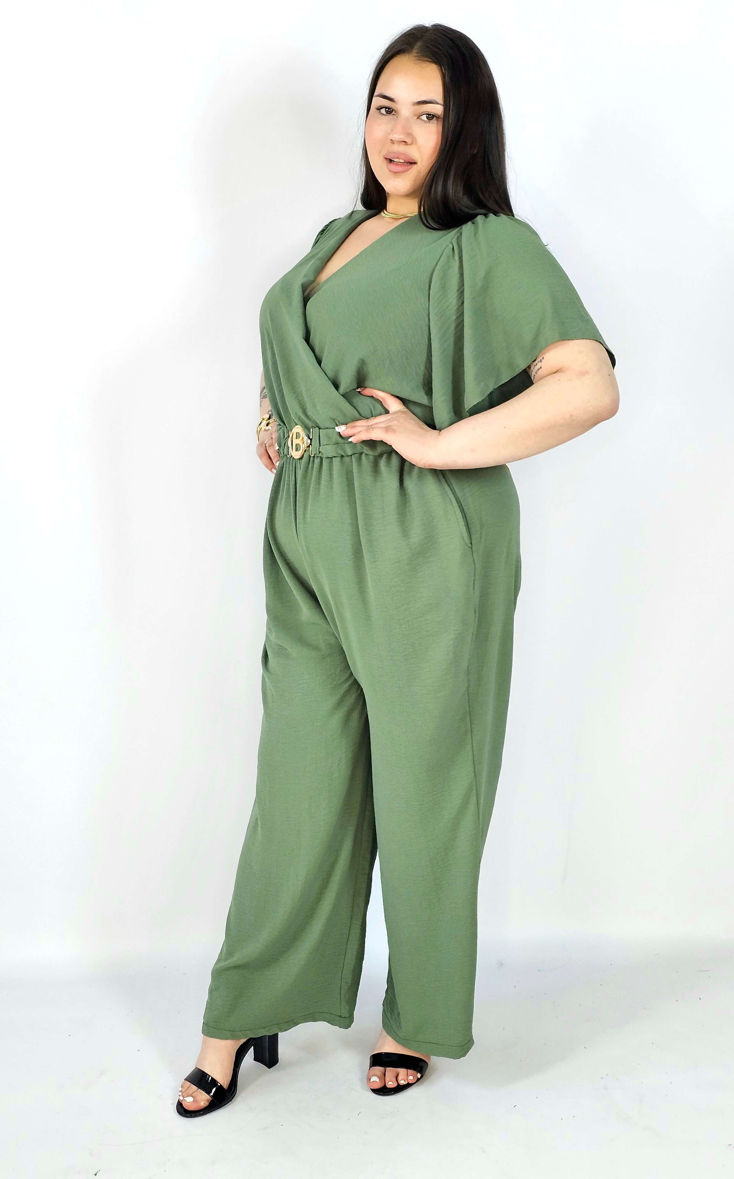 Kombinezon plus size z kopertowym dekoltem i paskiem – wygoda i styl XXL Stylowa XL
