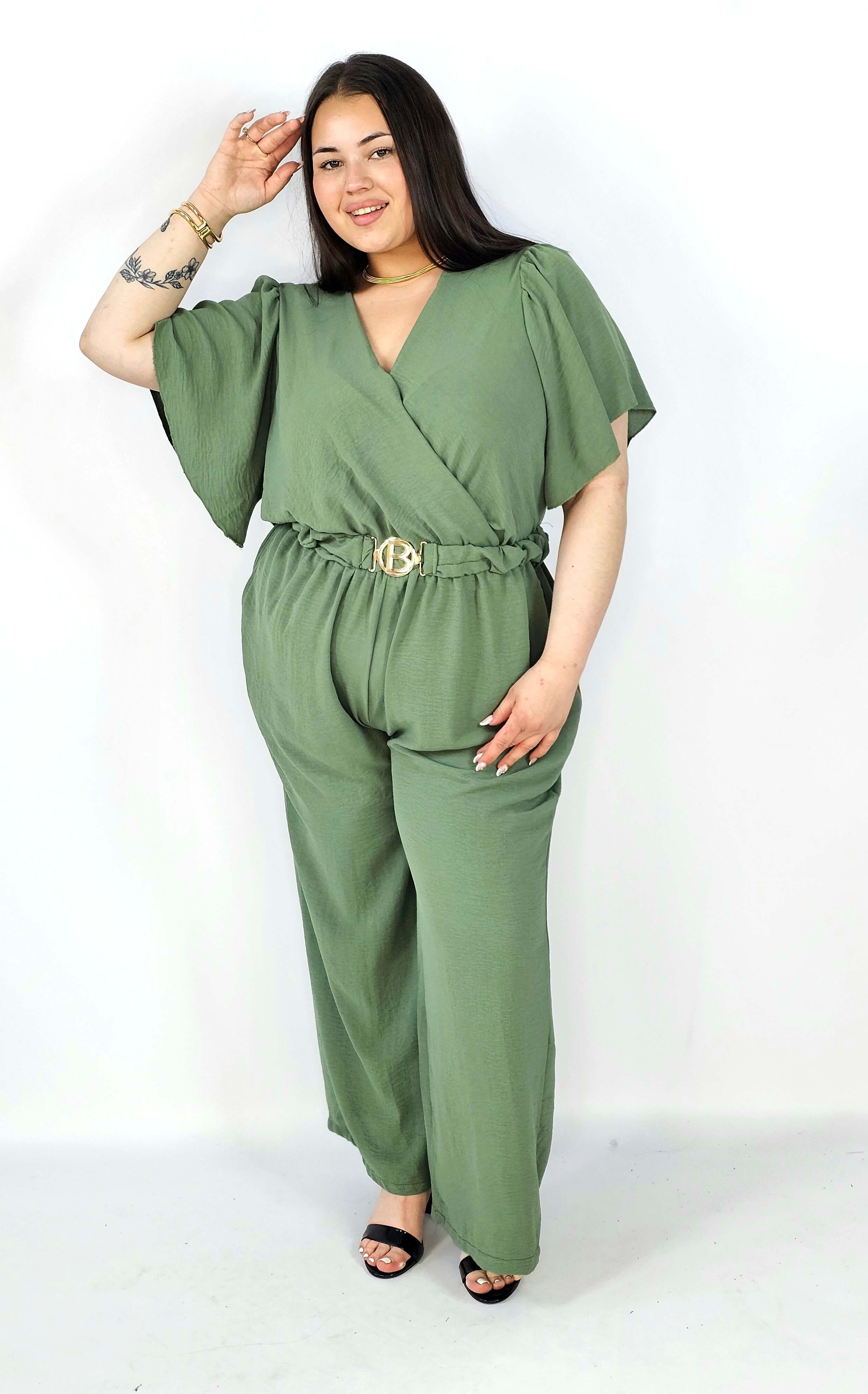 Kombinezon plus size z kopertowym dekoltem i paskiem – wygoda i styl XXL Stylowa XL