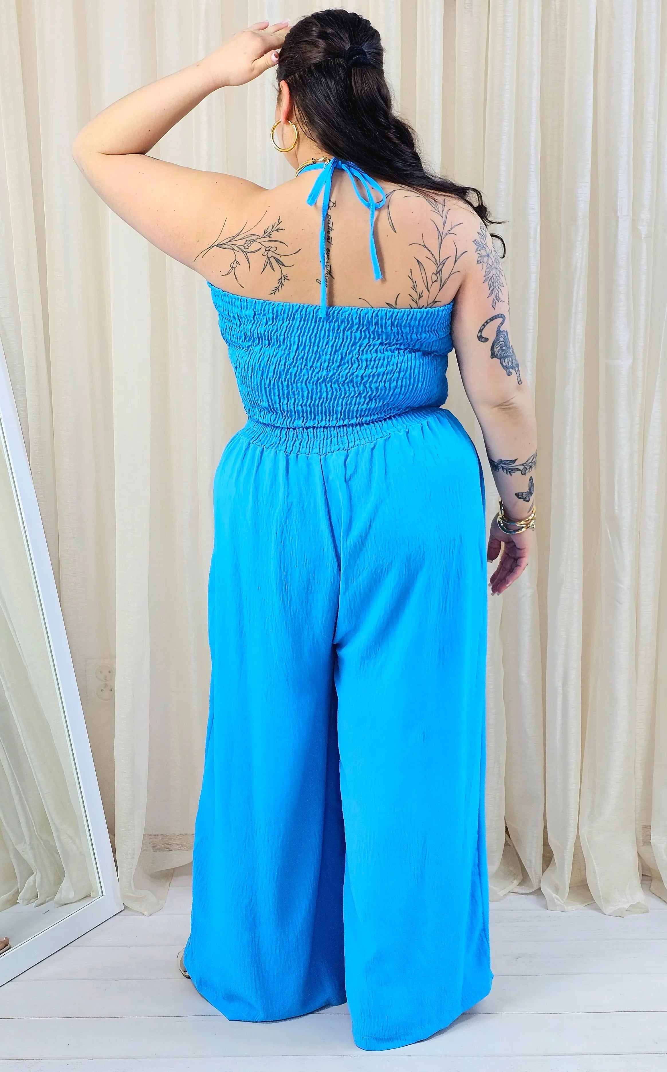 Kombinezon plus size z marszczeniem – wyrazista moda plus size Stylowa XL