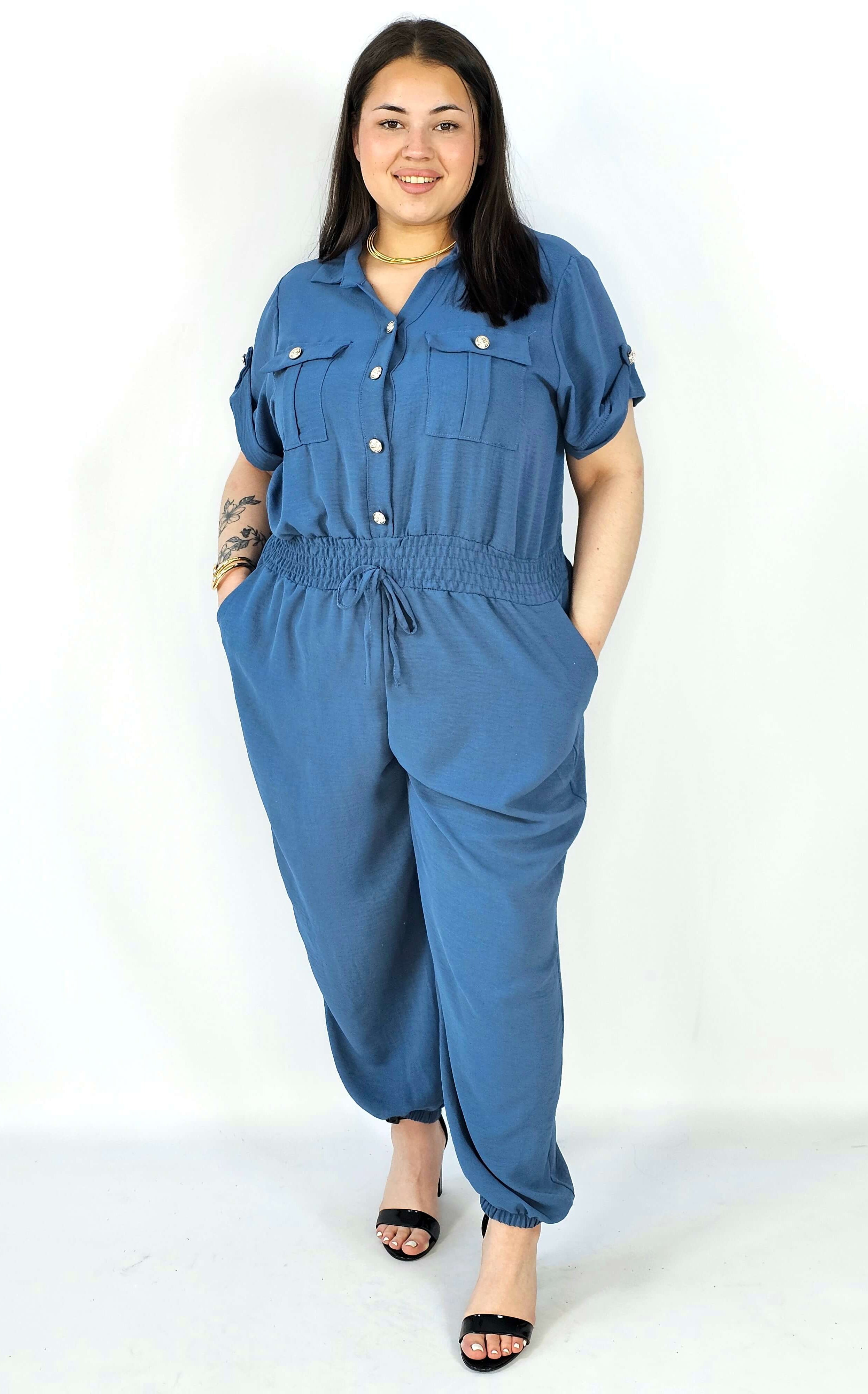 Kombinezon plus size z wiązaniem i kieszeniami – wygoda i styl XXL Stylowa XL