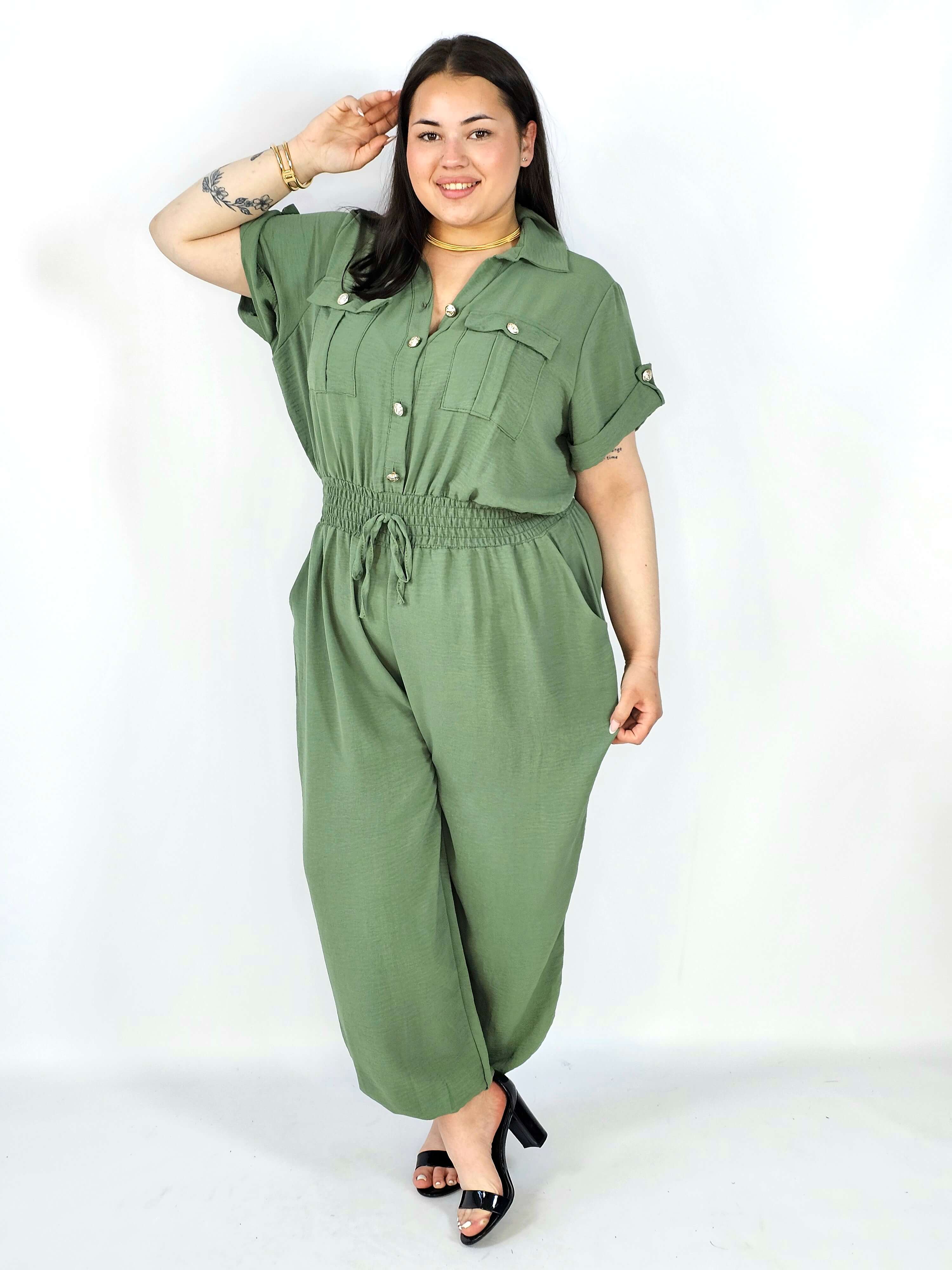 Kombinezon plus size z wiązaniem i kieszeniami – wygoda i styl XXL Stylowa XL