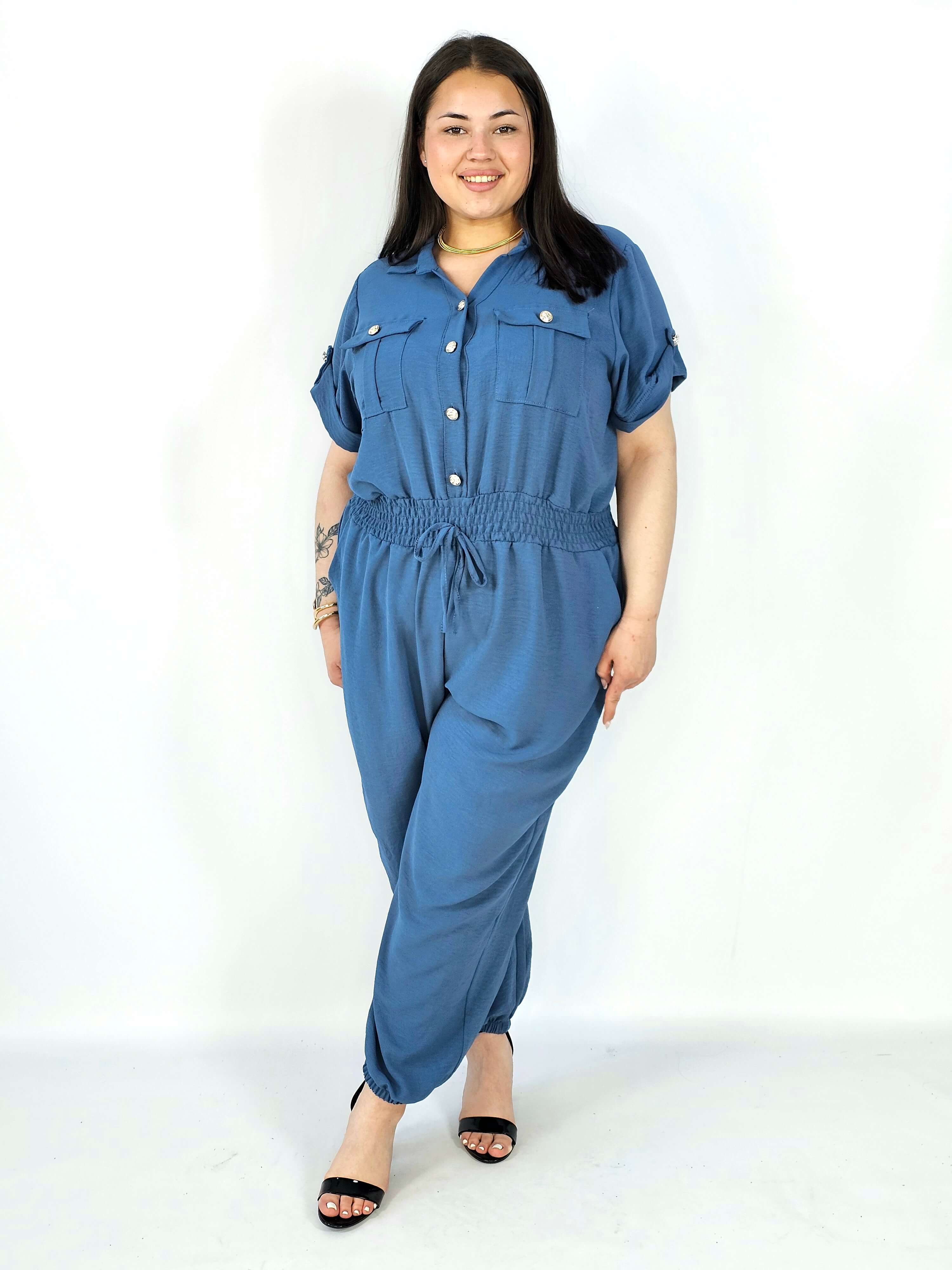 Kombinezon plus size z wiązaniem i kieszeniami – wygoda i styl XXL Stylowa XL