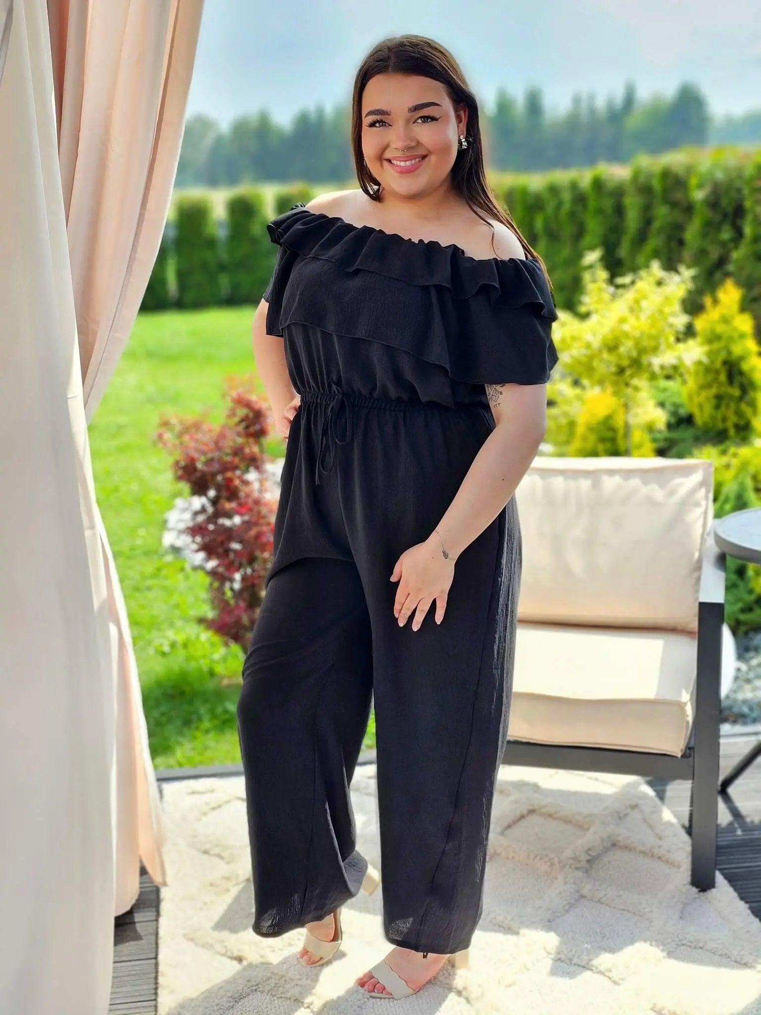 Kombinezon z falbaną - kilka kolorów Stylowa XL