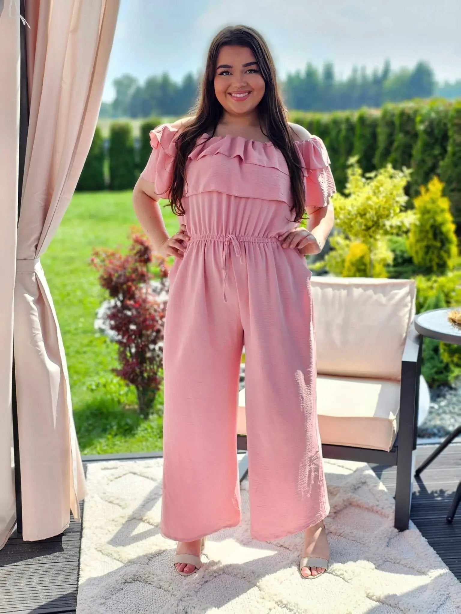 Kombinezon z falbaną - kilka kolorów Stylowa XL