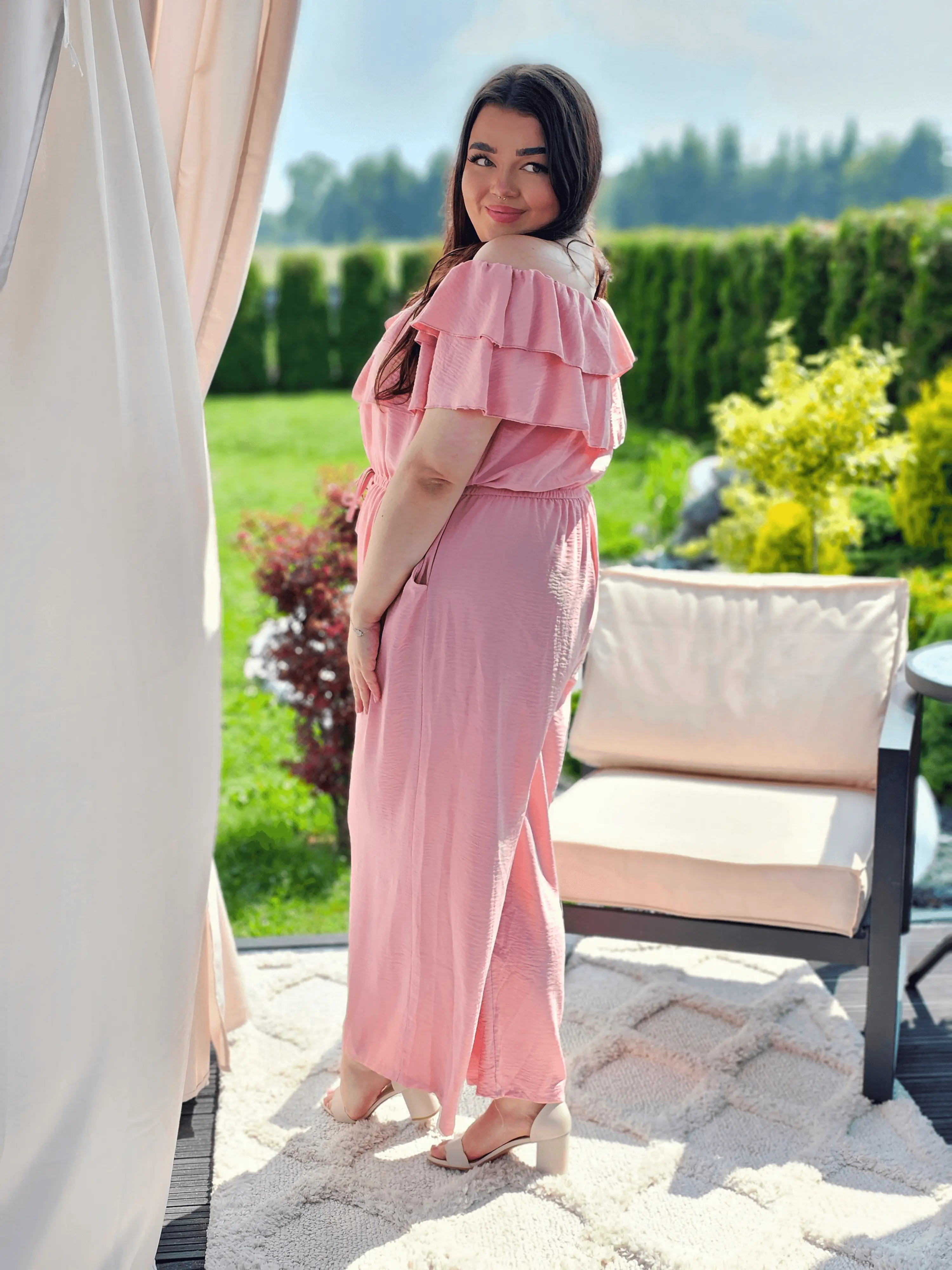 Kombinezon z falbaną - kilka kolorów Stylowa XL