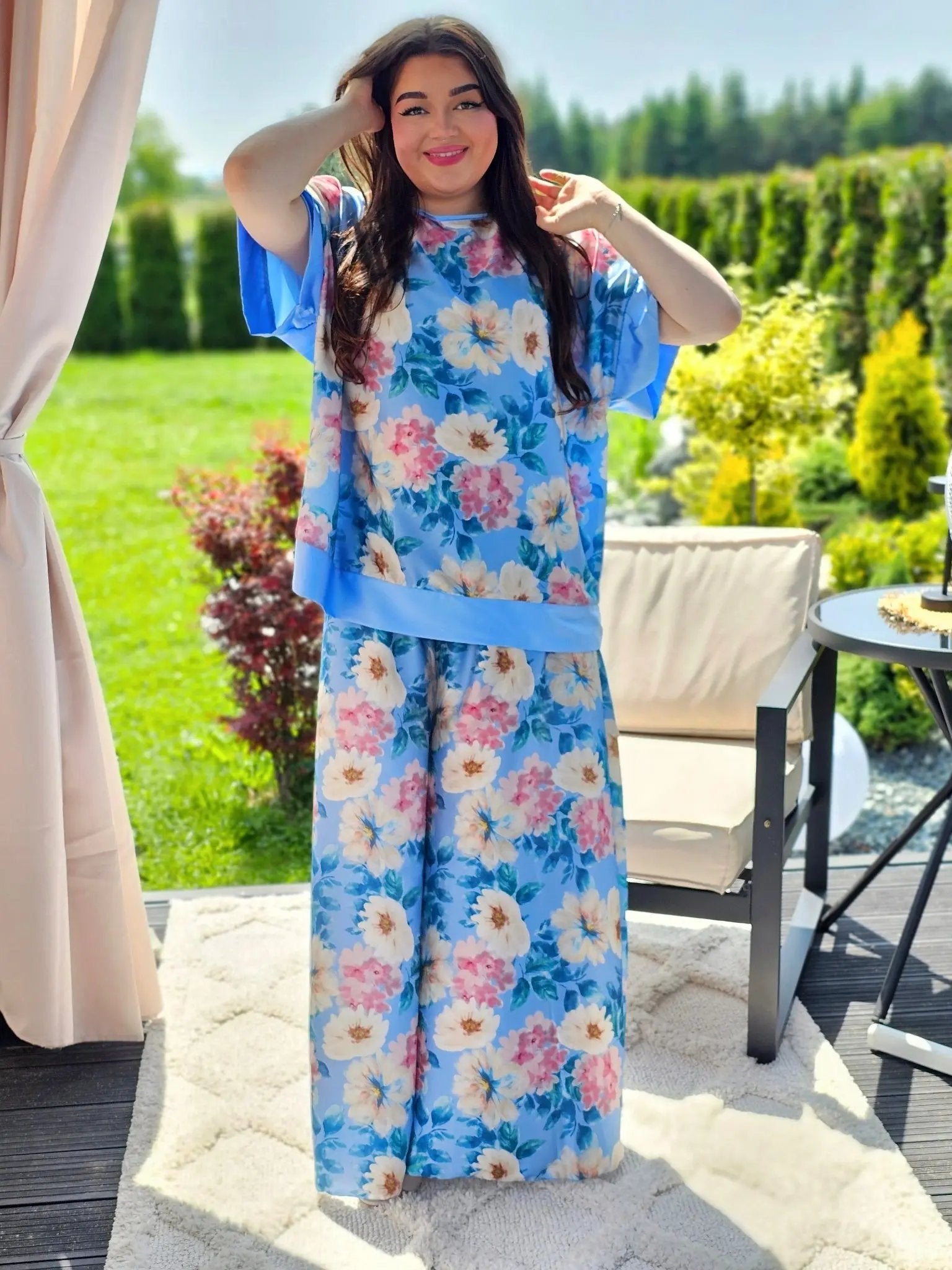 Komplet "Kwiatowa Elegancja" - kilka kolorów Stylowa XL