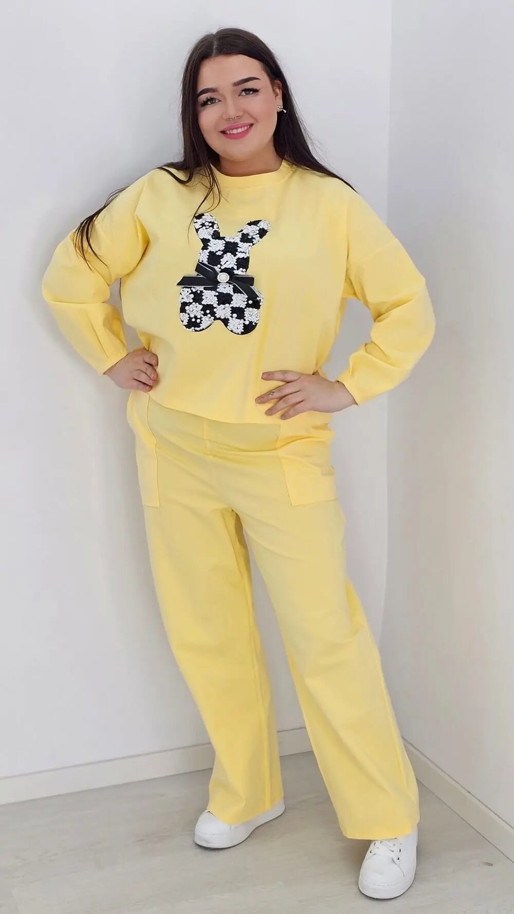 Komplet bluza z aplikacją + szerokie spodnie - żółty Stylowa XL