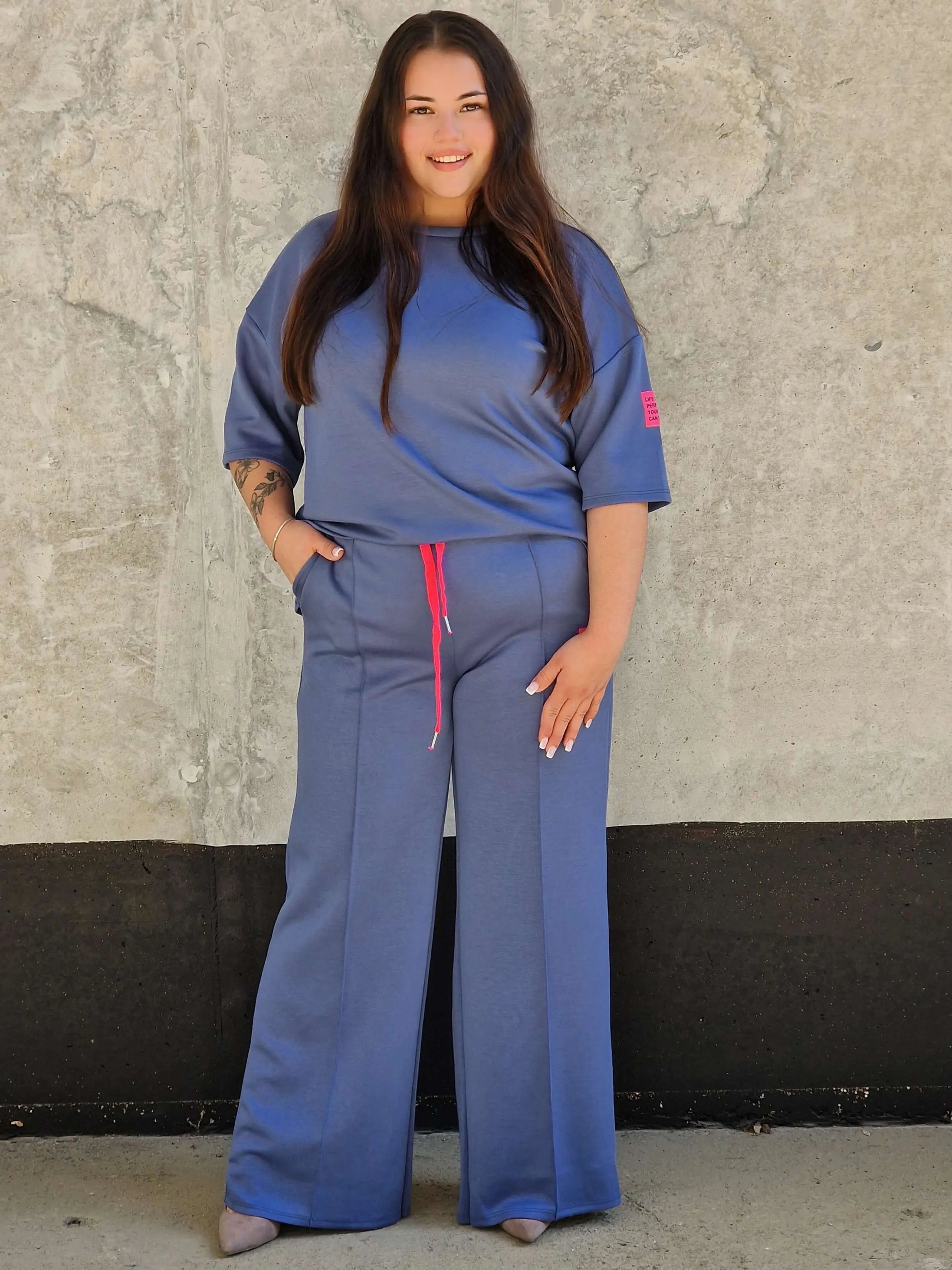 Komplet dresowy z szerokimi nogawkami Stylowa XL