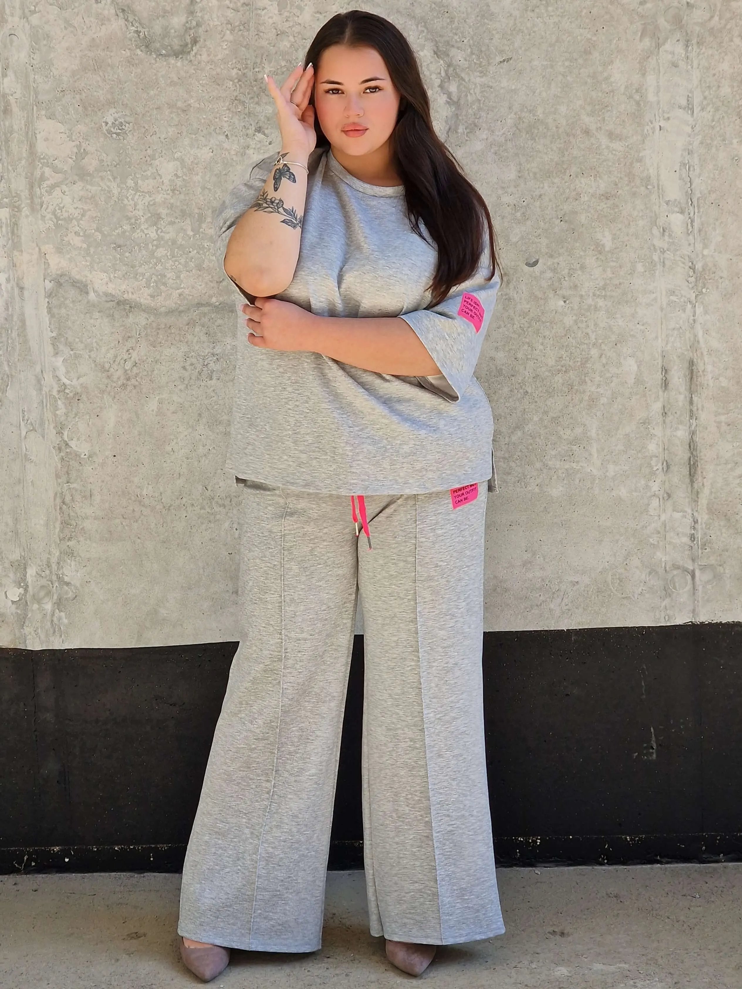 Komplet dresowy z szerokimi nogawkami Stylowa XL