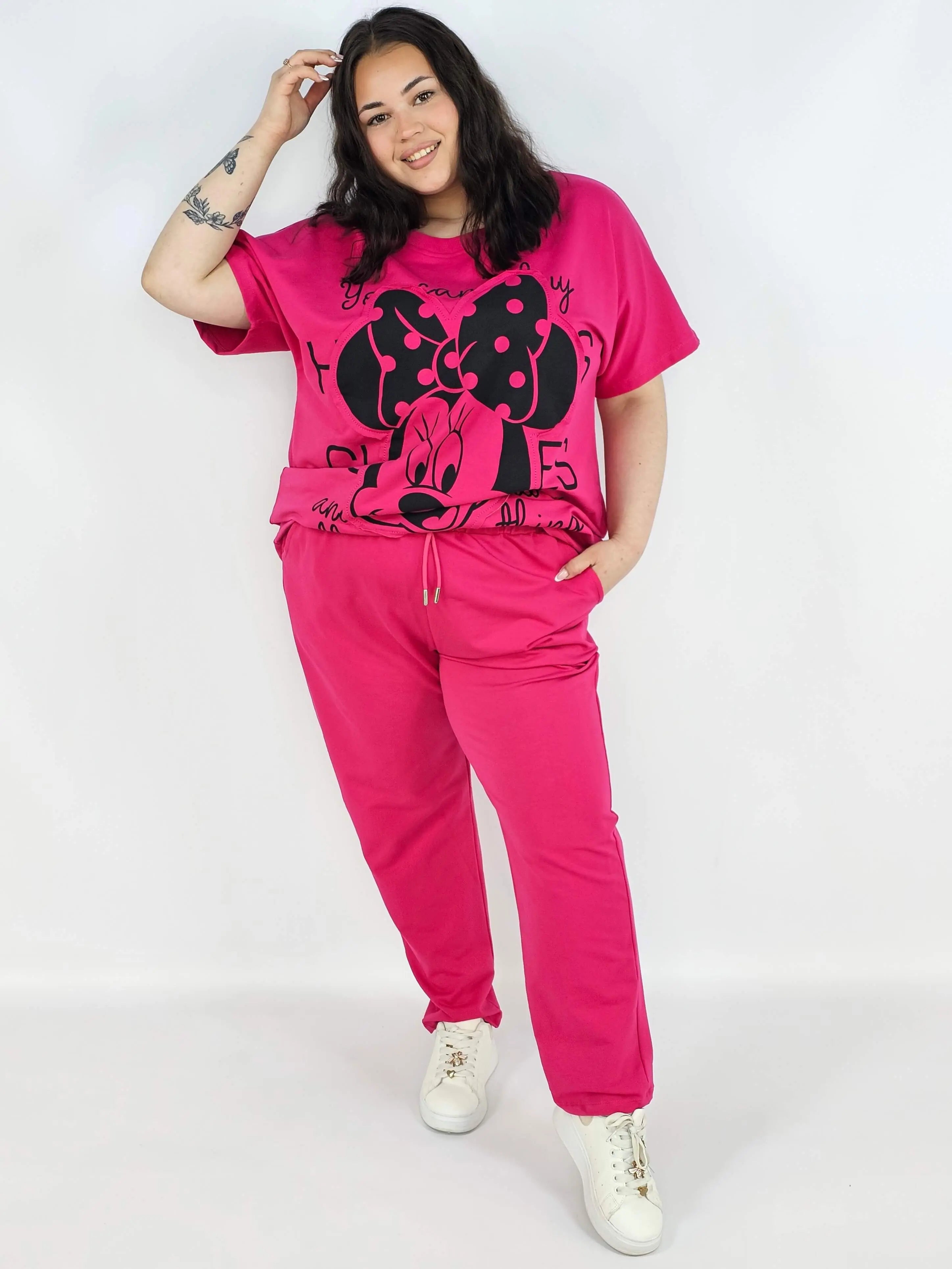 Komplet plus size XXL – bluzka i spodnie dresowe z modnym nadrukiem Stylowa XL