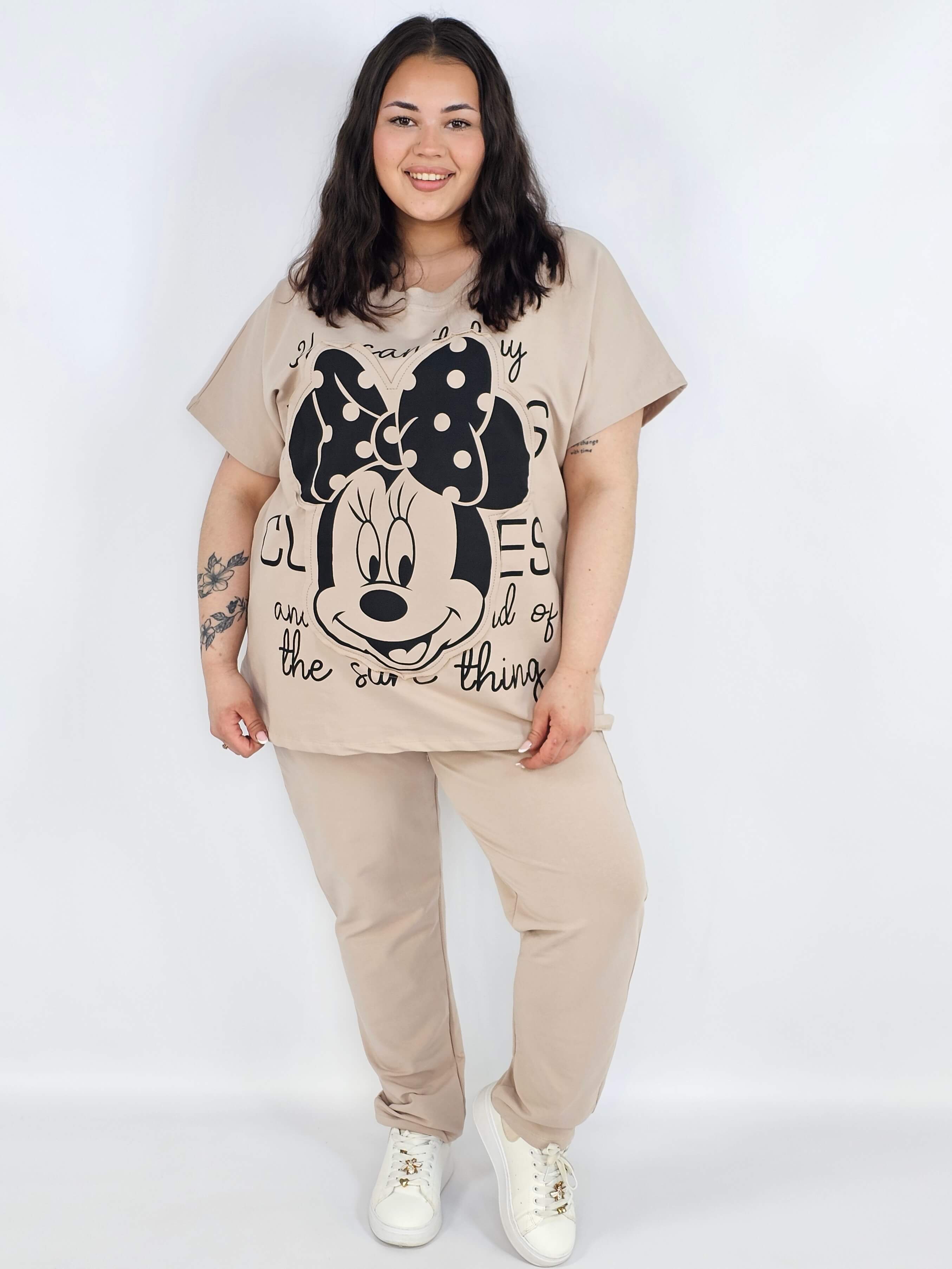 Komplet plus size XXL – bluzka i spodnie dresowe z modnym nadrukiem Stylowa XL