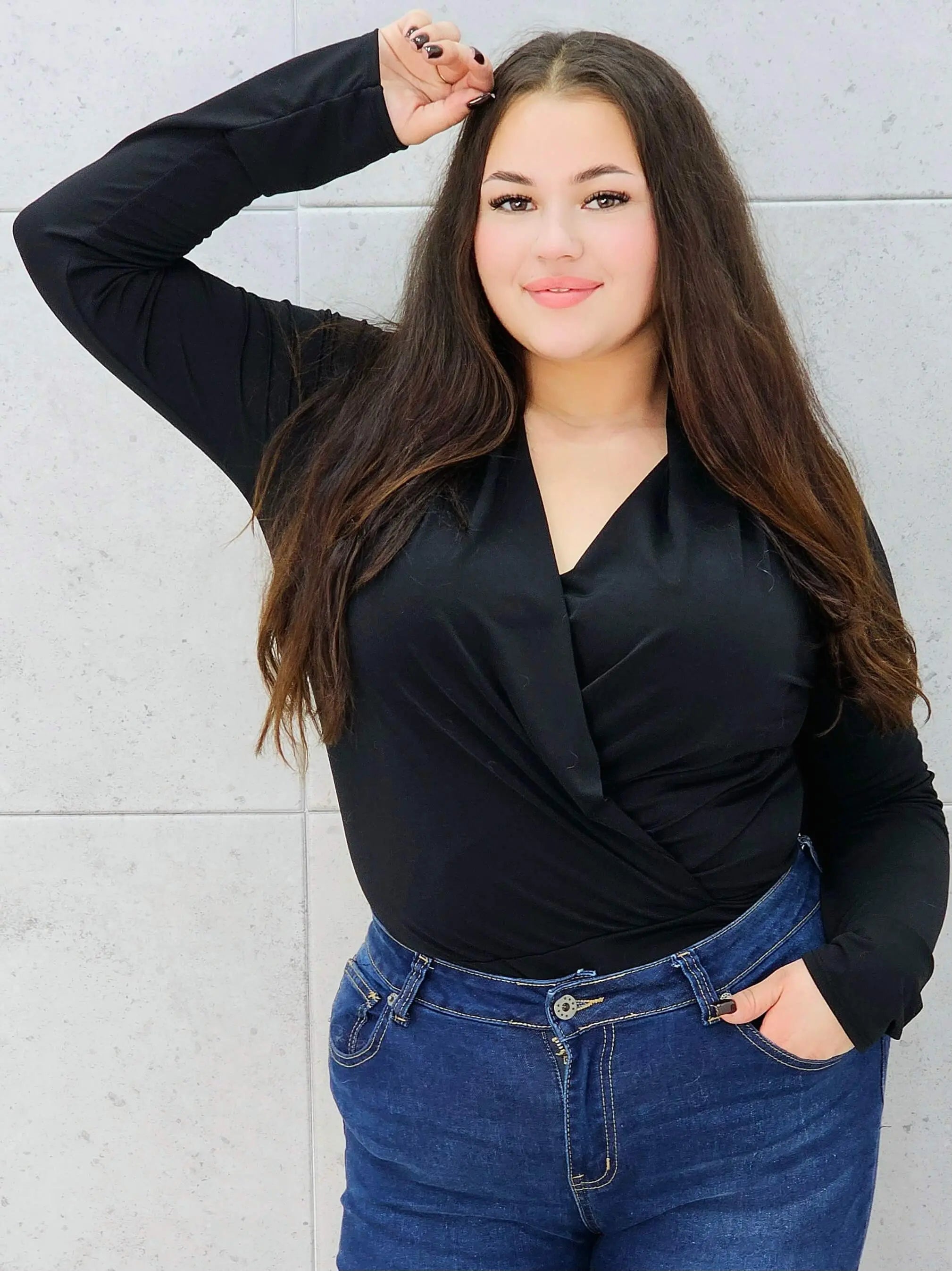 body kopertowe czarne plus size – przód