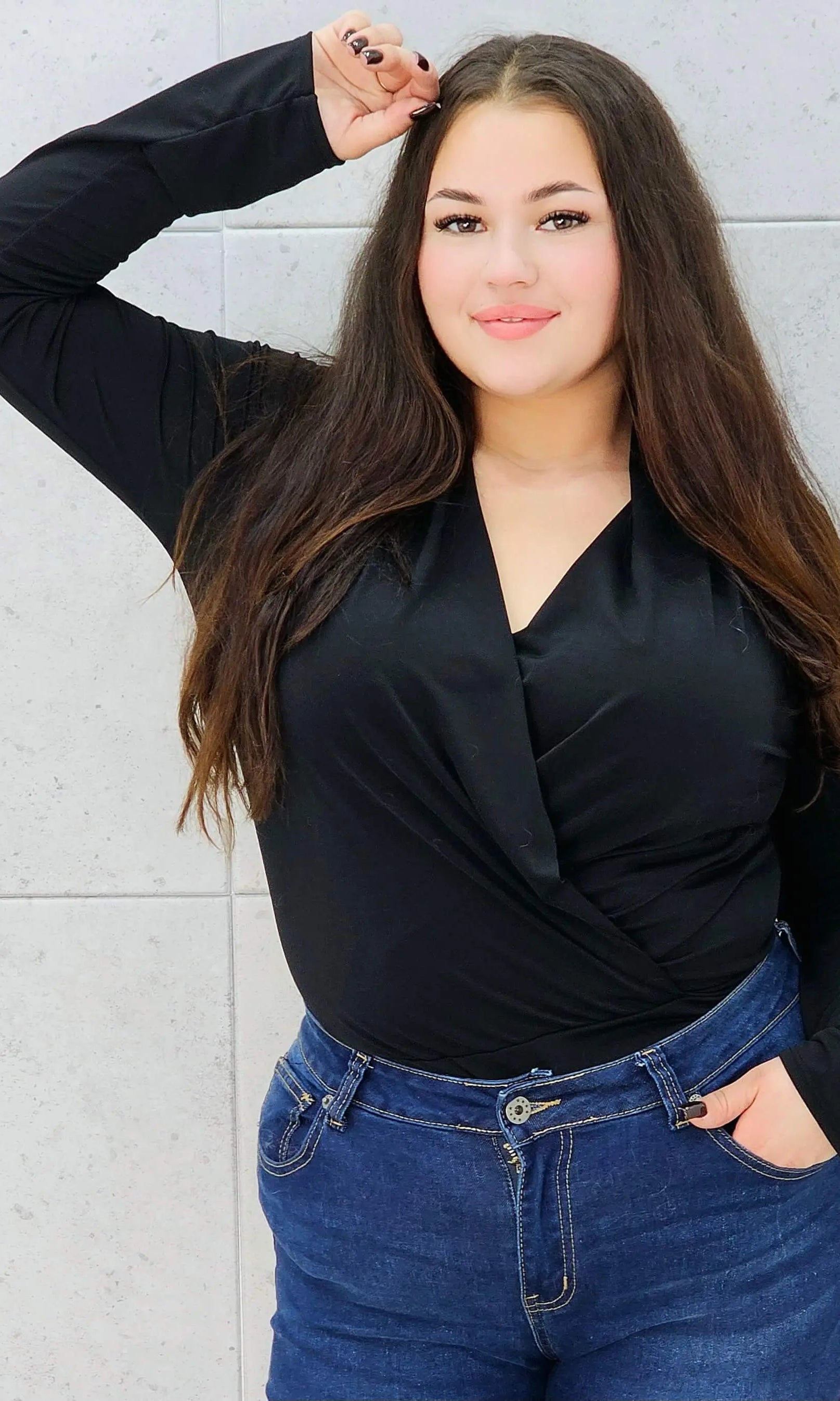 body kopertowe czarne plus size – przód