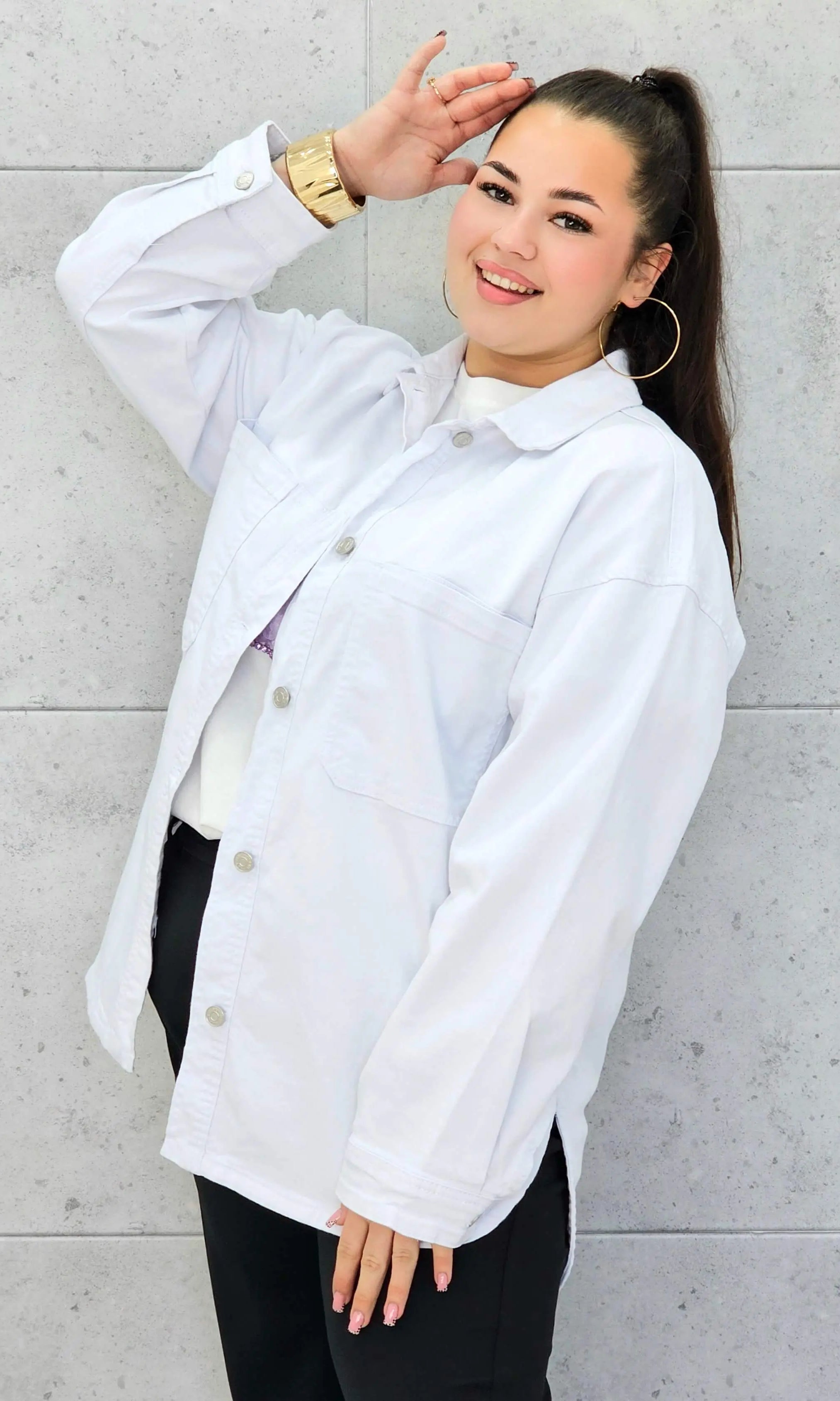 Koszula Oversize Denim Plus Size StylowaXL – Styl i Wygoda dla Kobiet XXL Stylowa XL