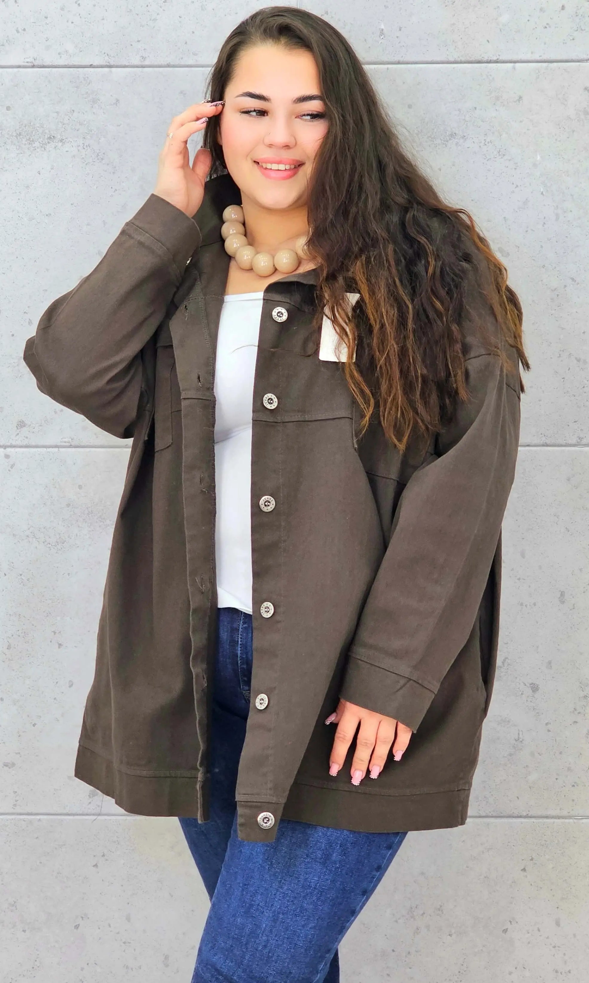 Koszula Oversize Plus Size StylowaXL – Nowoczesna Swoboda i Styl dla Kobiet XXL Stylowa XL