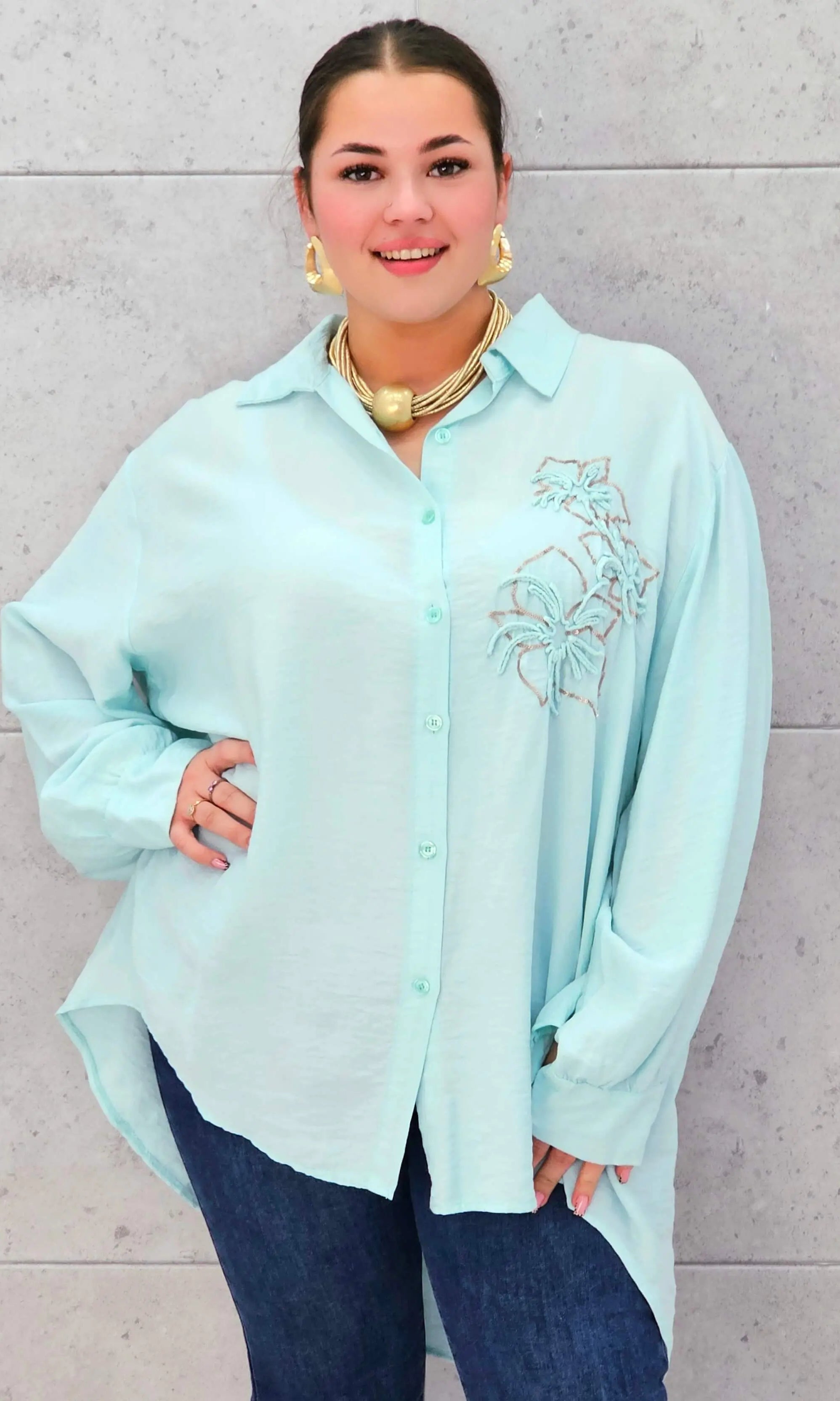 Koszula haftowana plus size StylowaXL – elegancja i komfort w kobiecym wydaniu Stylowa XL