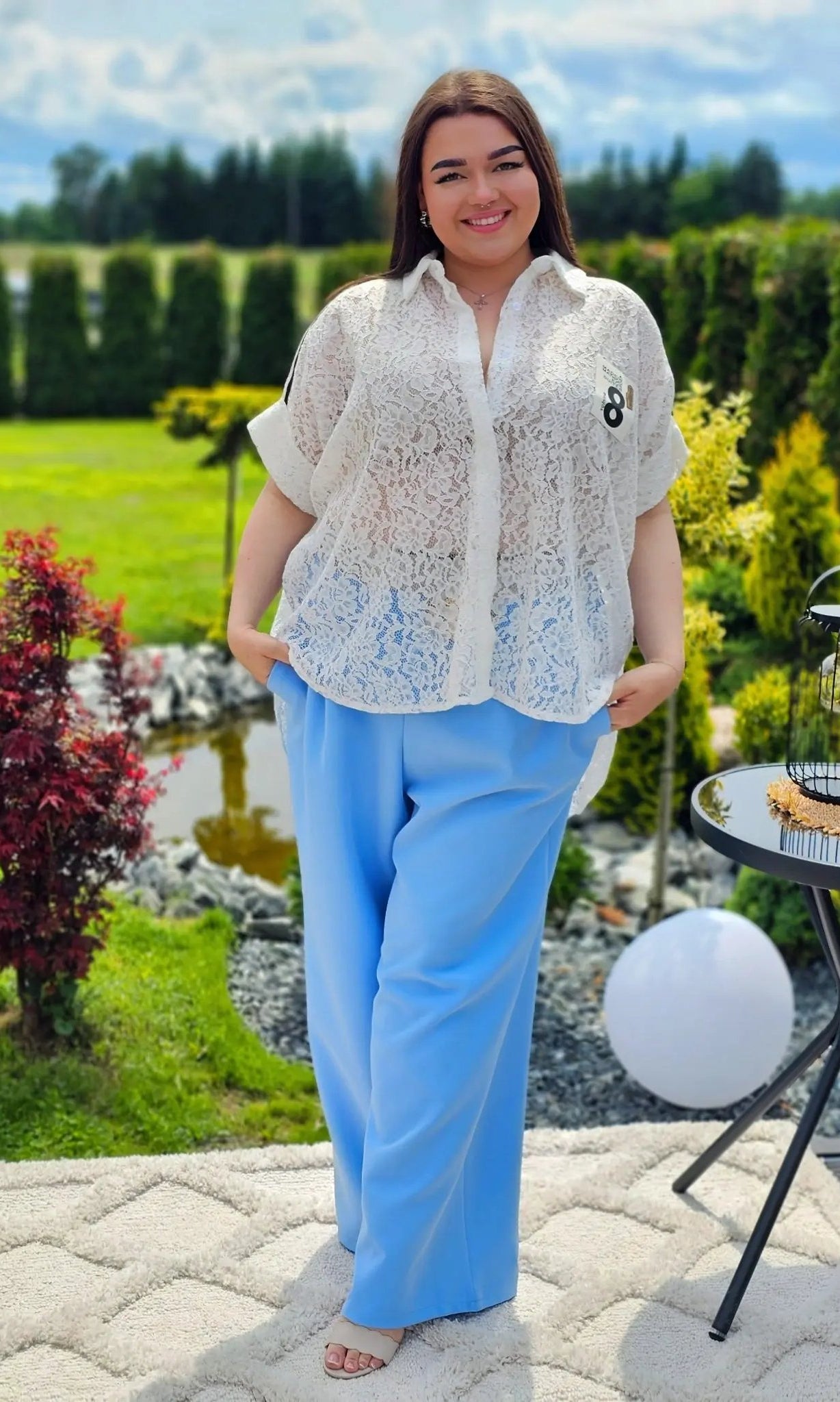 Koszula koronkowa – elegancja w delikatnym wydaniu Stylowa XL