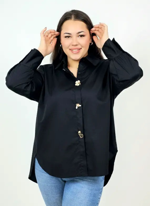 Koszula plus size XXL z ozdobnymi guzikami – klasyka dla kobiet plus size Stylowa XL