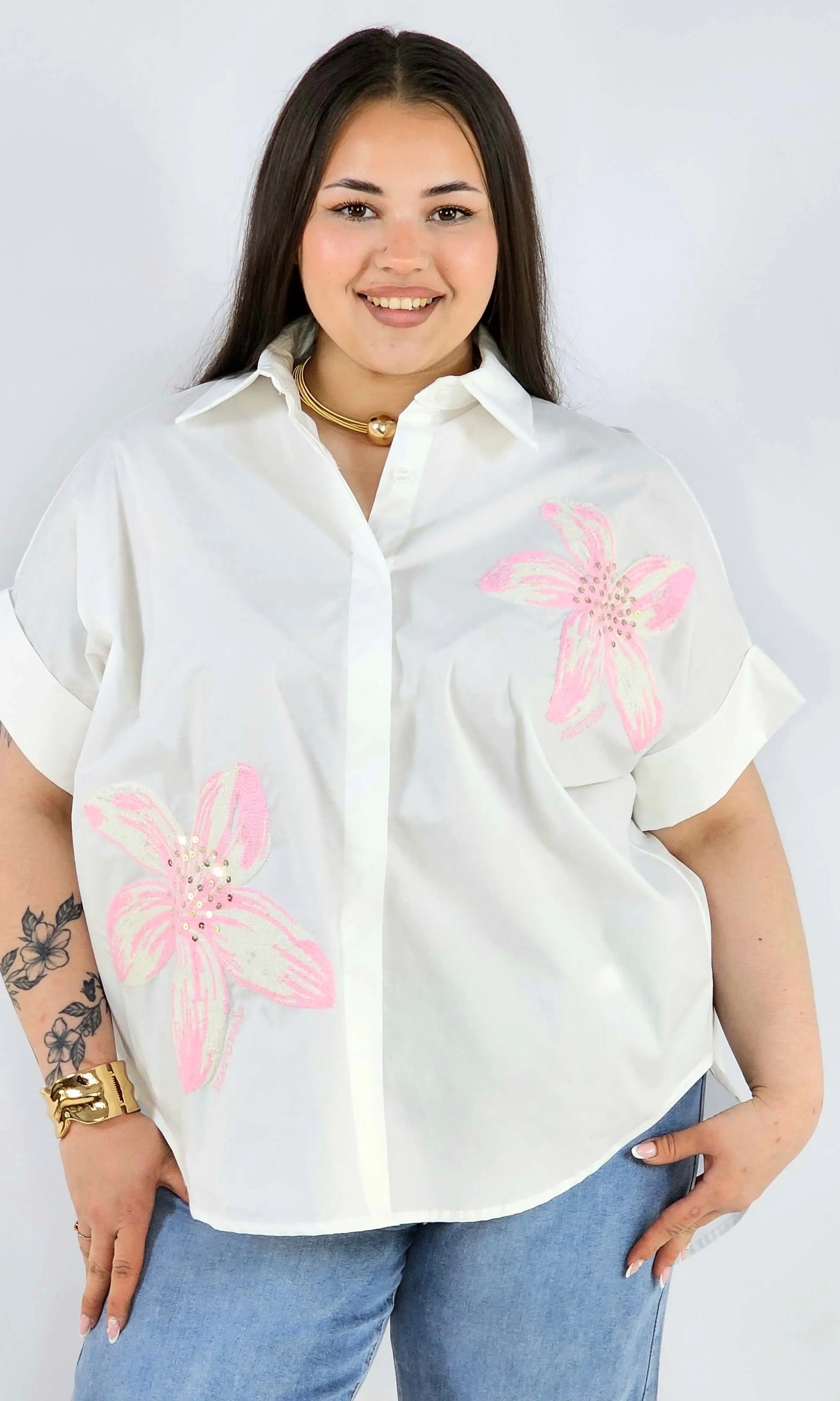 Koszula plus size Zeta Otto z kwiatową aplikacją oversize lekka i stylowa Stylowa XL