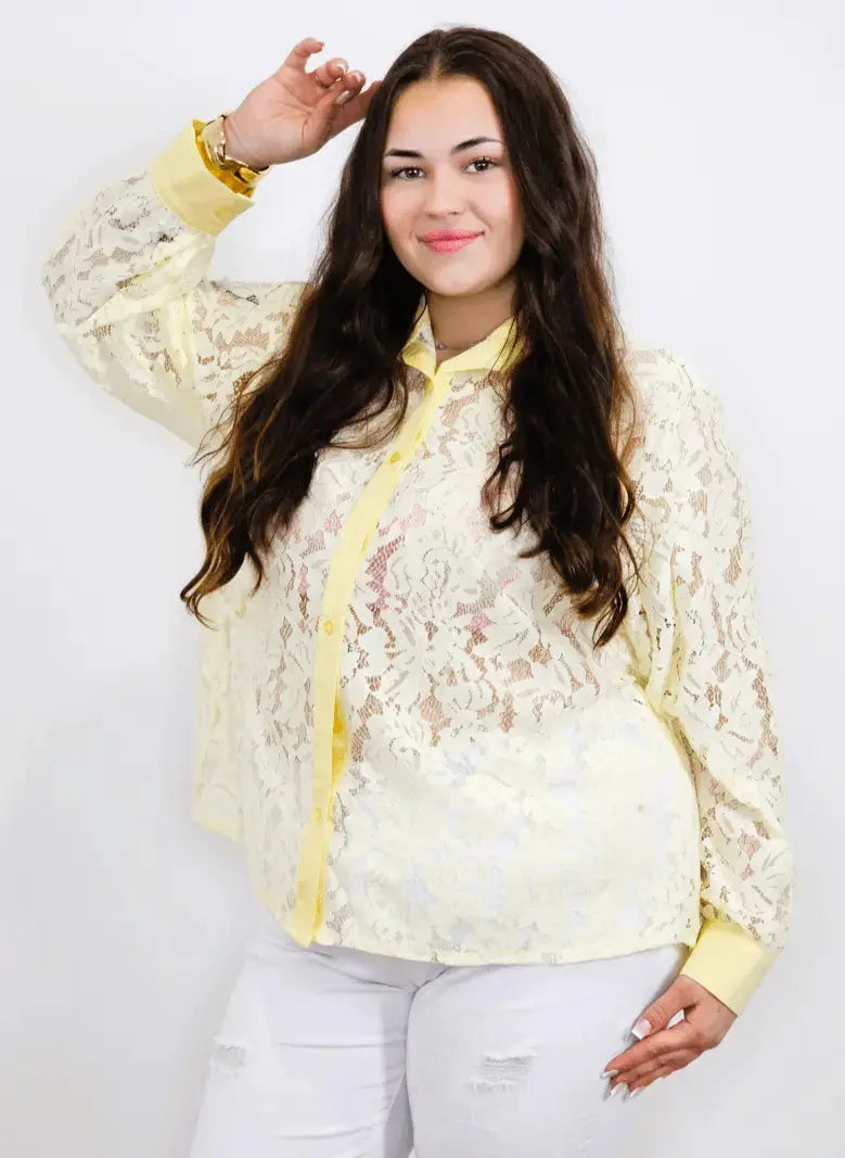 Koszula plus size koronkowa zapinana na guziki Stylowa XL