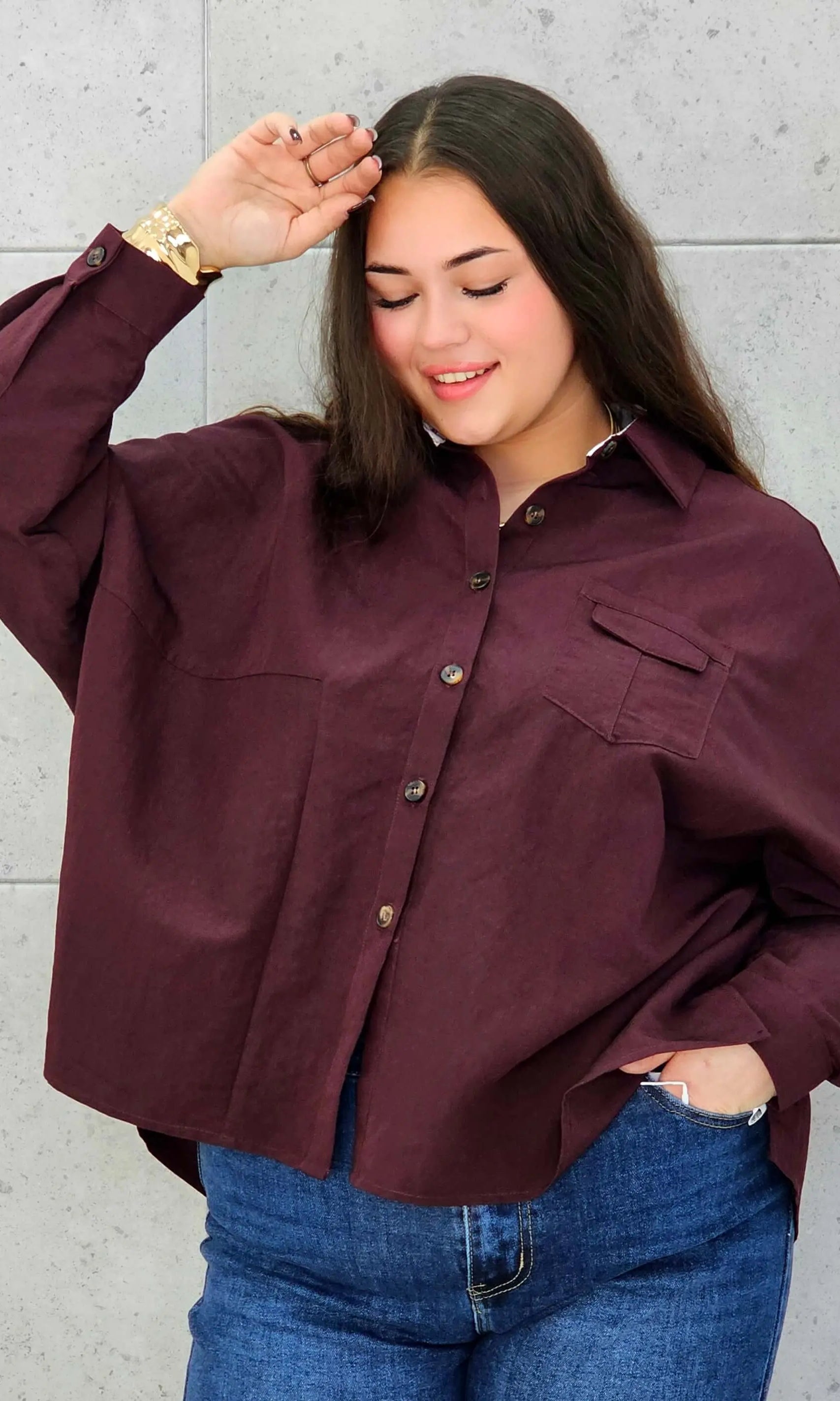 Koszula plus size oversize – styl, wygoda i elegancja - Stylowa XL